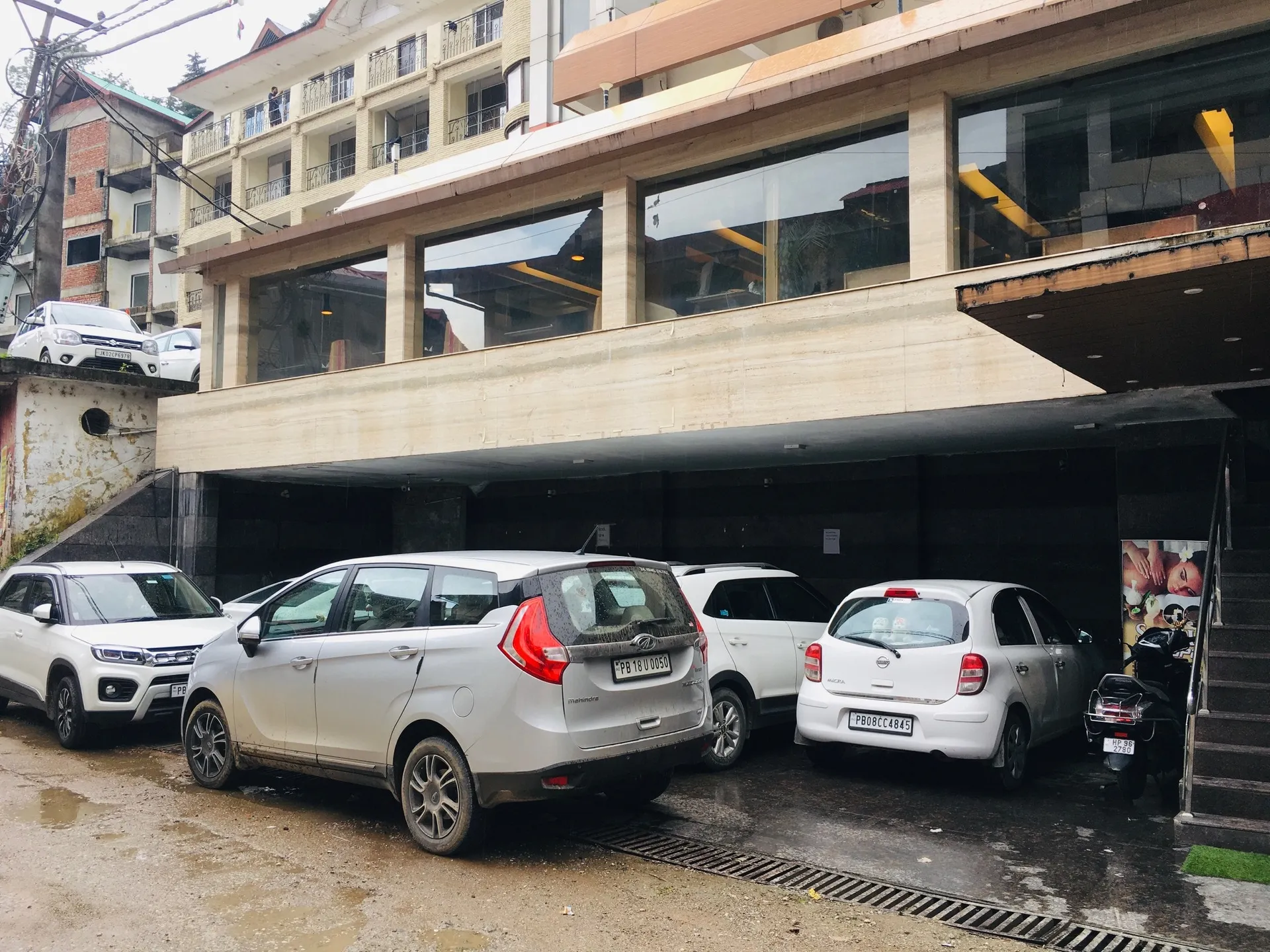 DLS Spring Valley Resort and Spa Parking