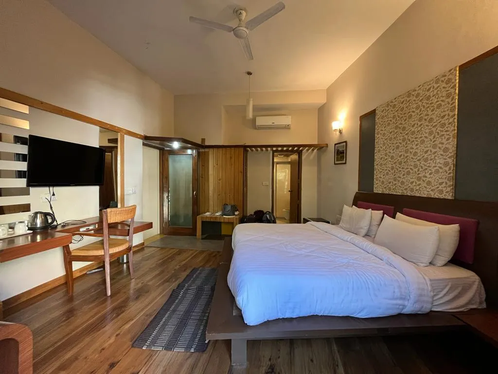 DLS Spring Valley Resort and Spa Room