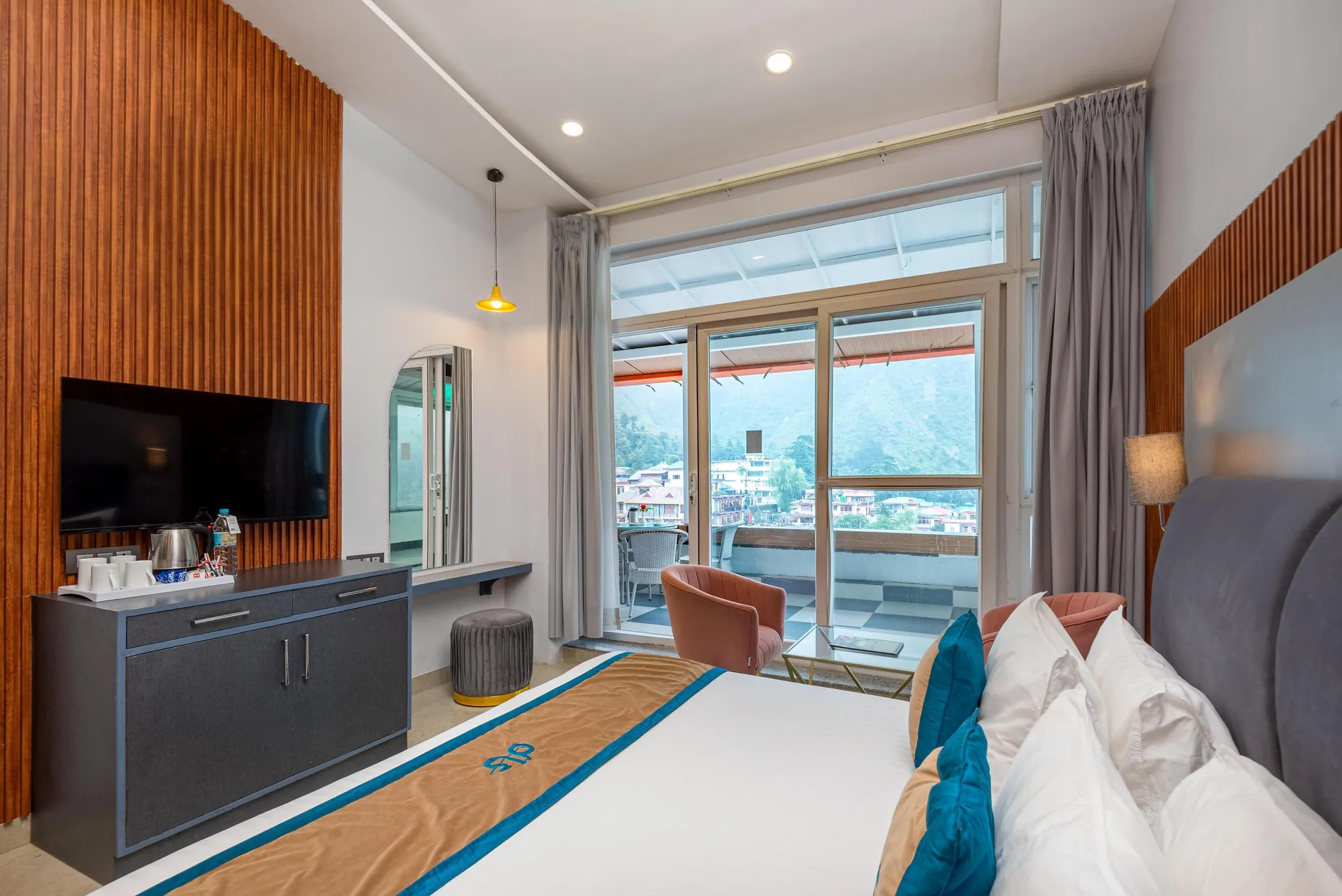 DLS Spring Valley Resort and Spa Room