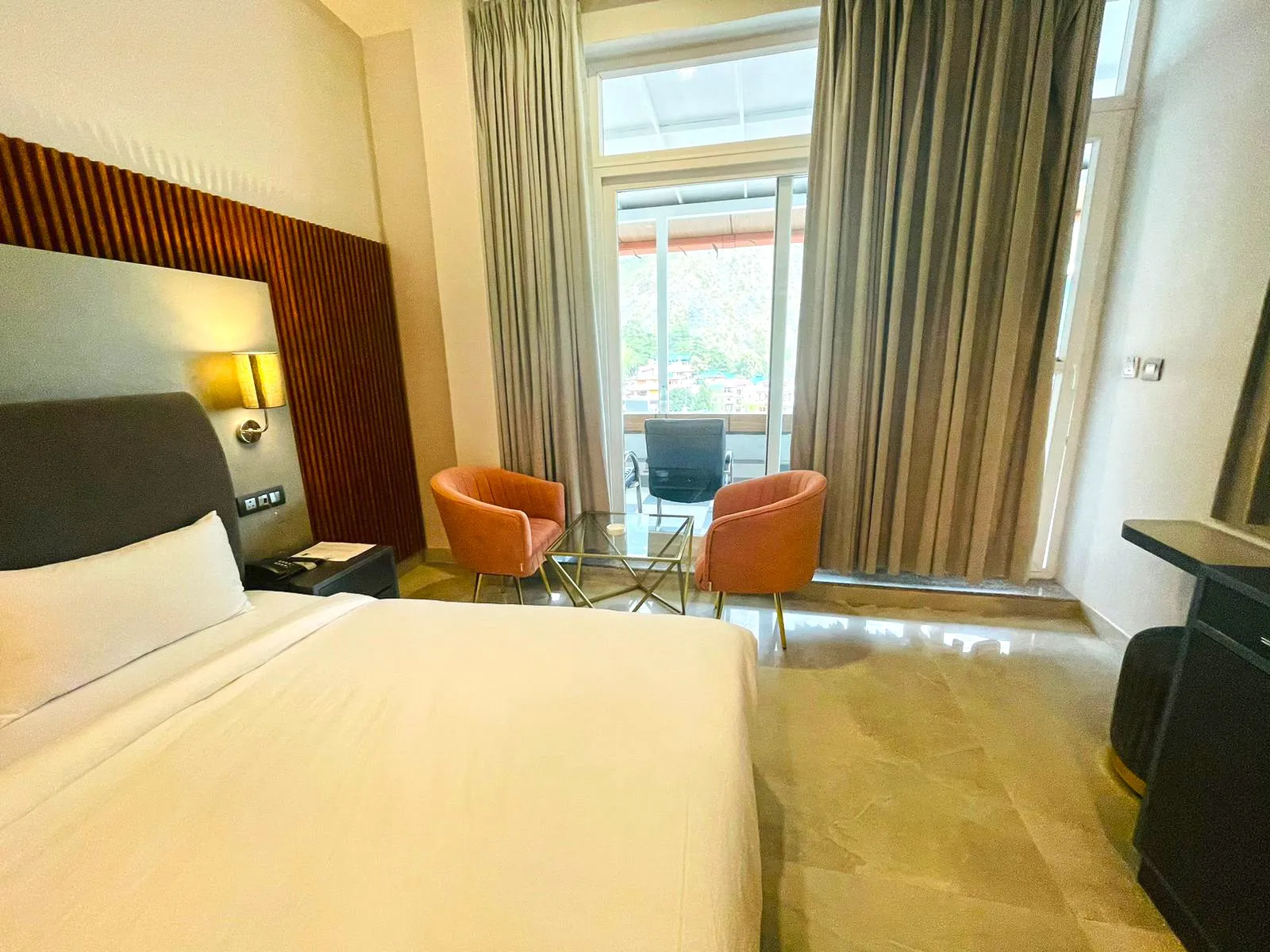 DLS Spring Valley Resort and Spa Room