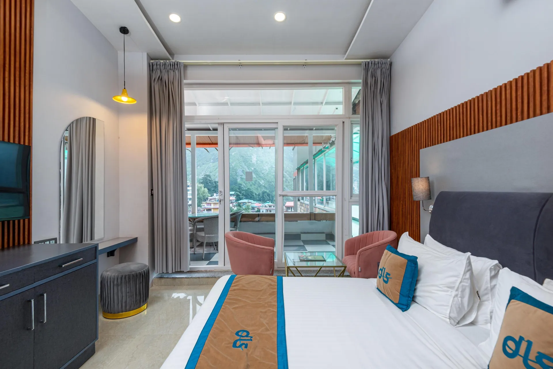 DLS Spring Valley Resort and Spa Room