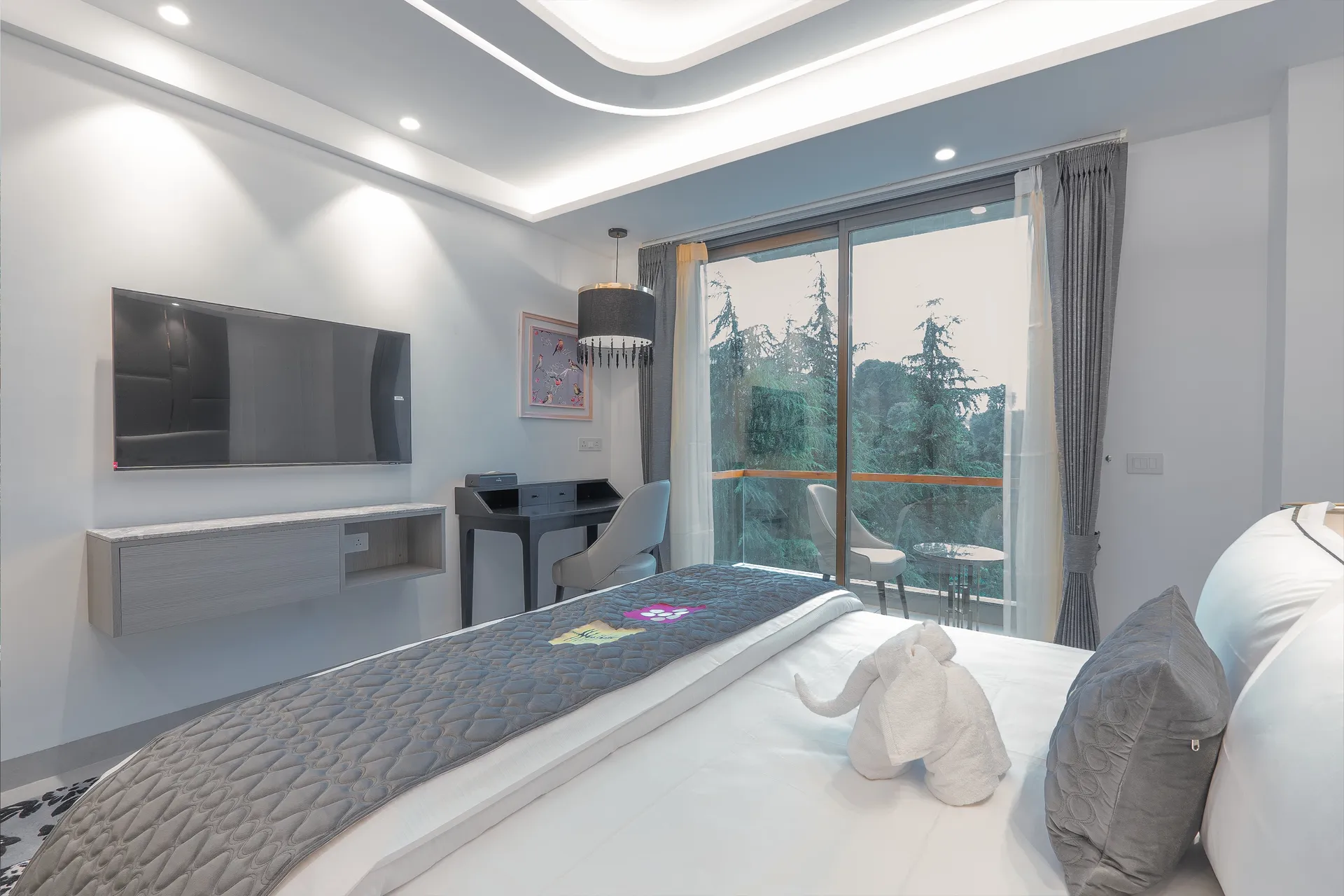 Mastiff Select Mandavya Dharamkot, McLeodganj Room