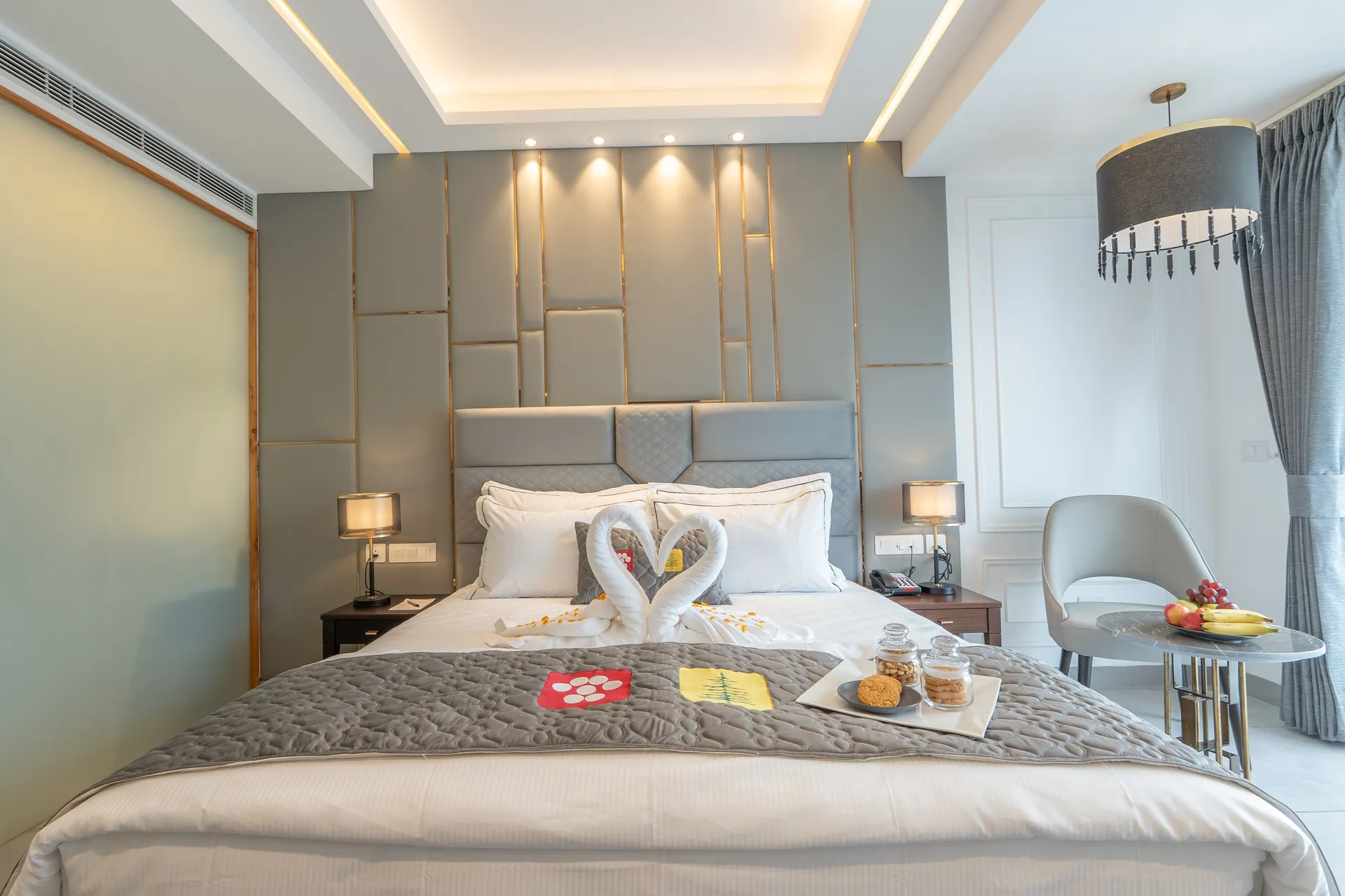 Mastiff Select Mandavya Dharamkot, McLeodganj Room