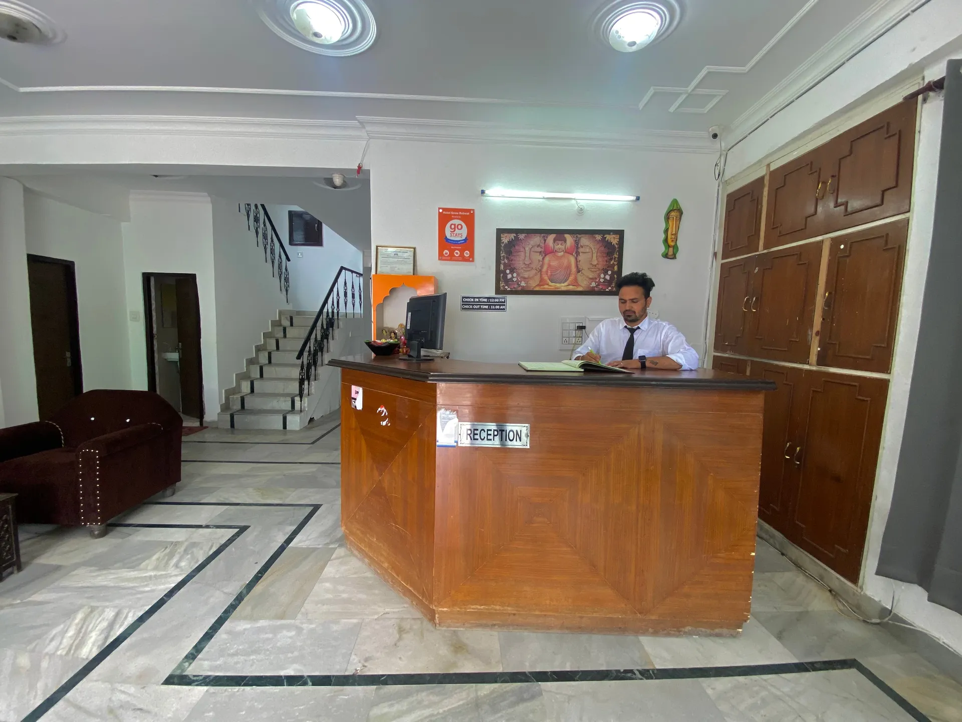 Snow Retreat By DLS Hotels Reception