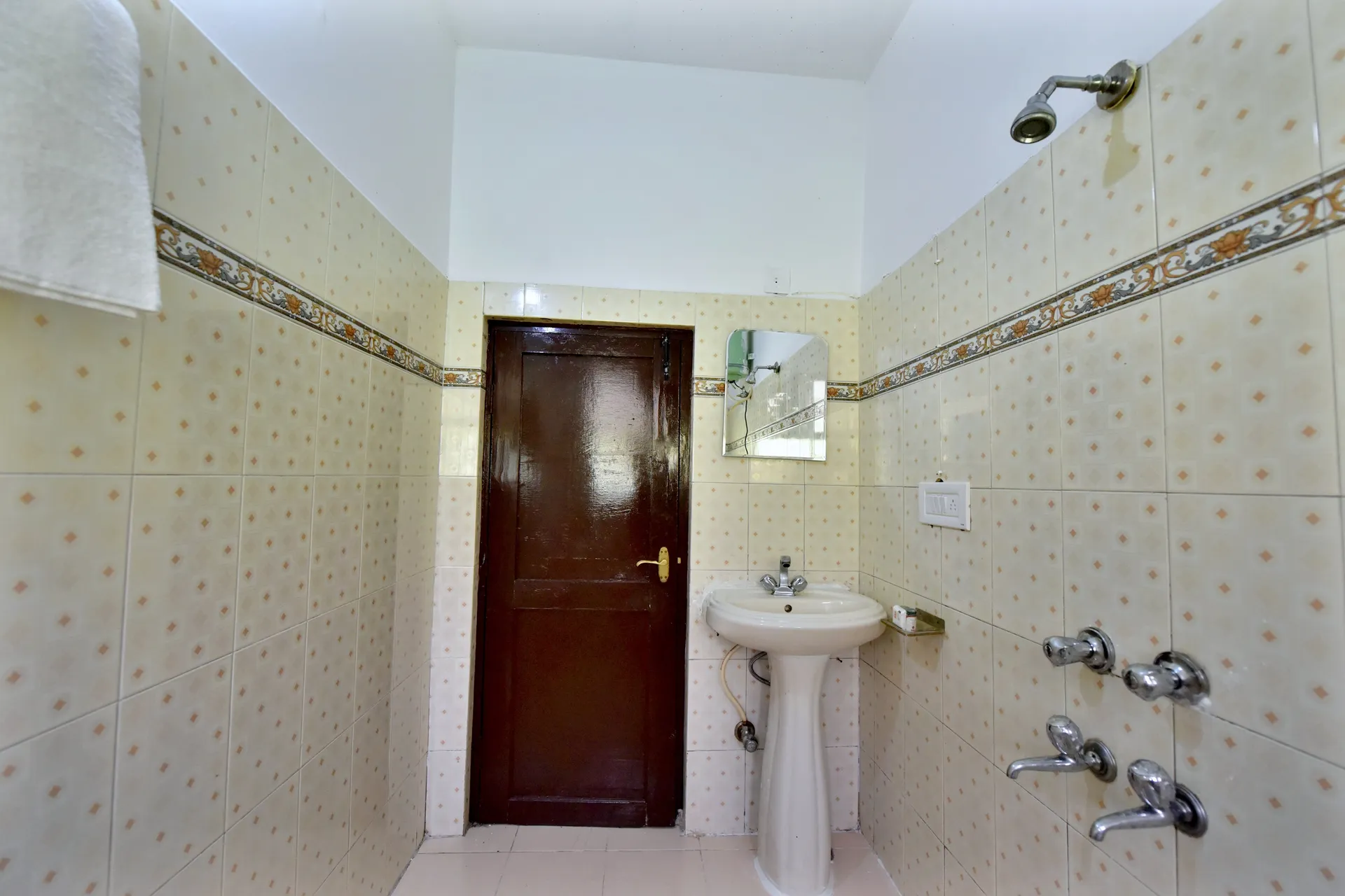 Snow Retreat By DLS Hotels Room