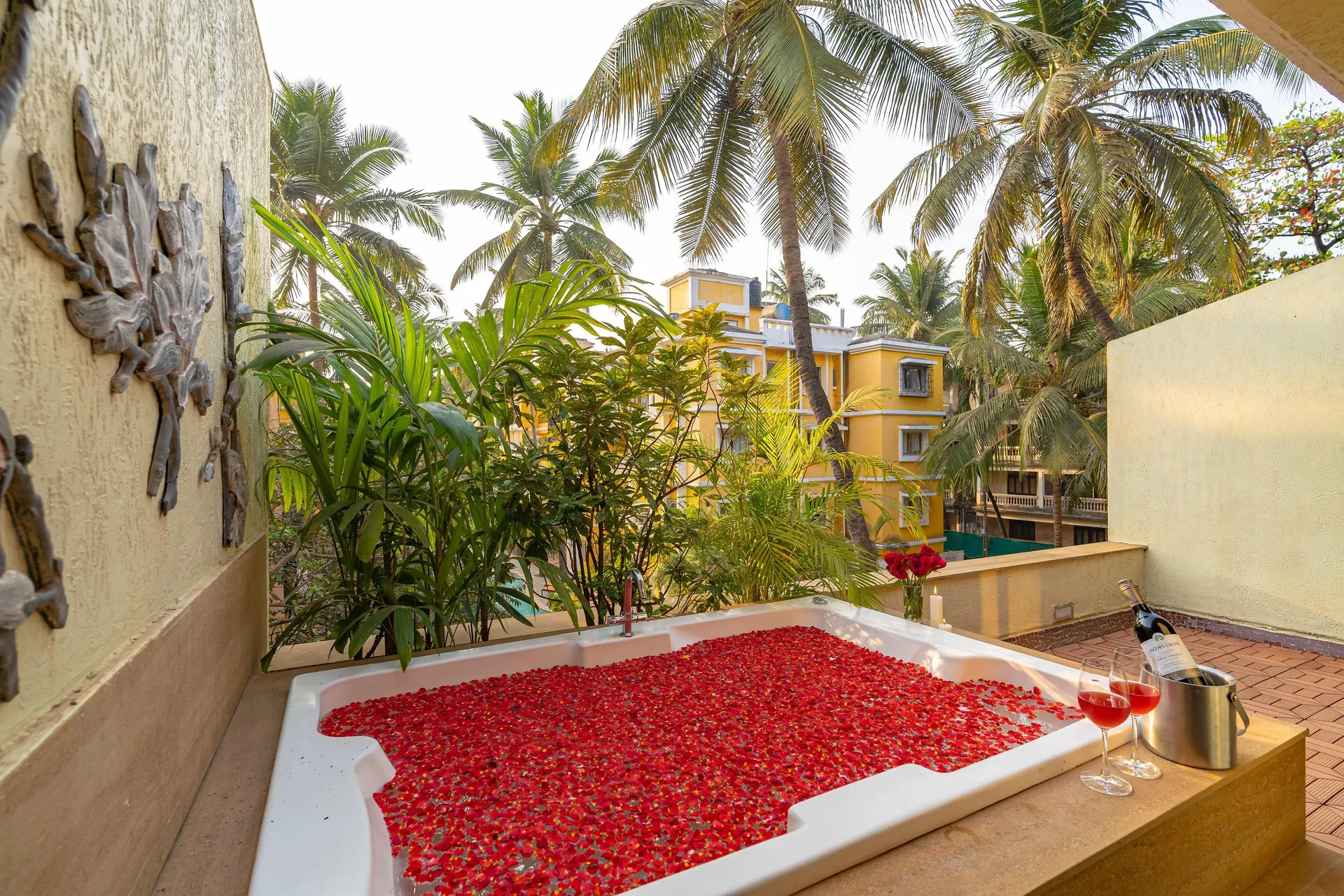 Adamo The Bellus Calangute Jacuzzi