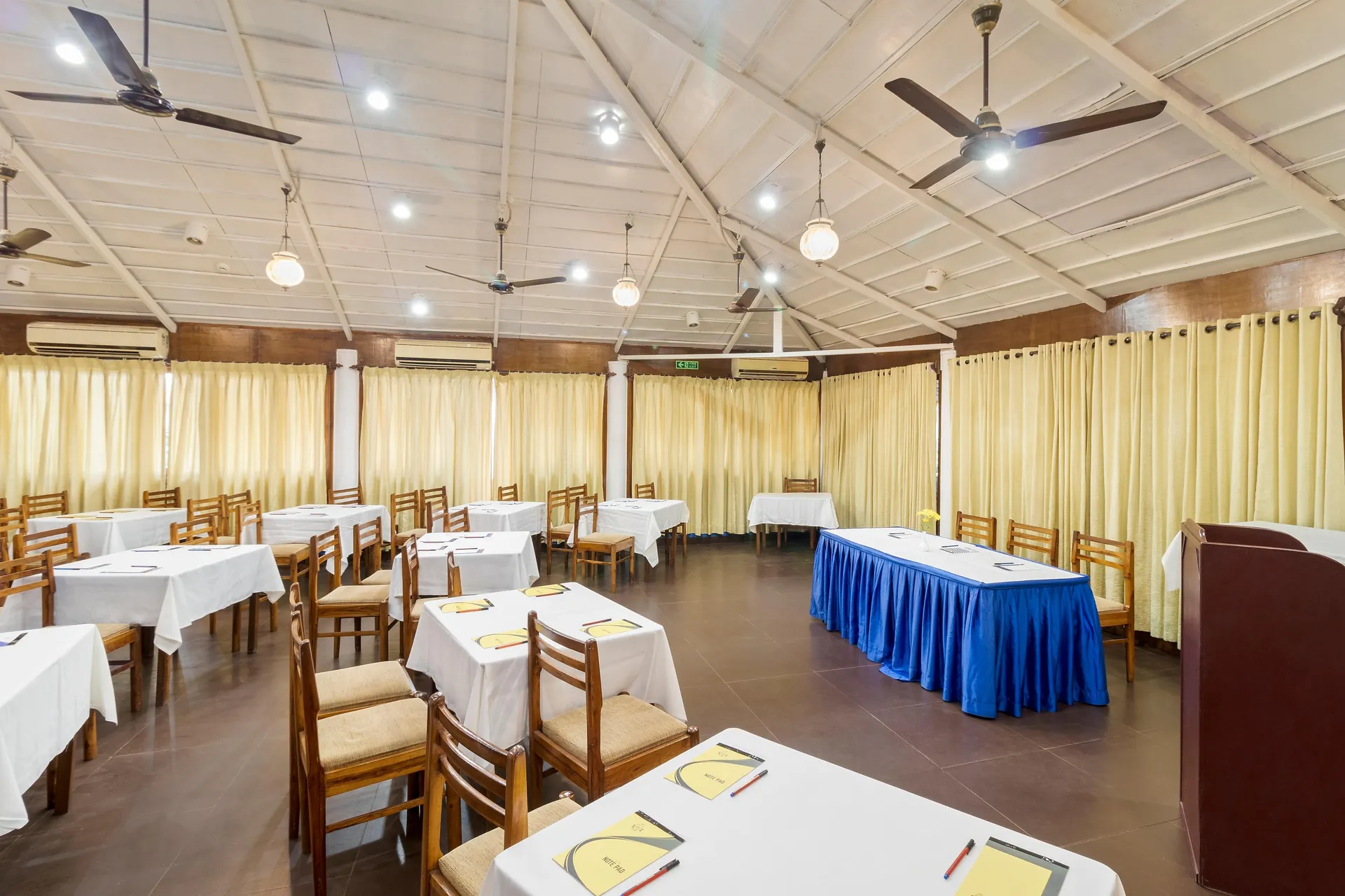 Aldeia Santa Rita Conference Room