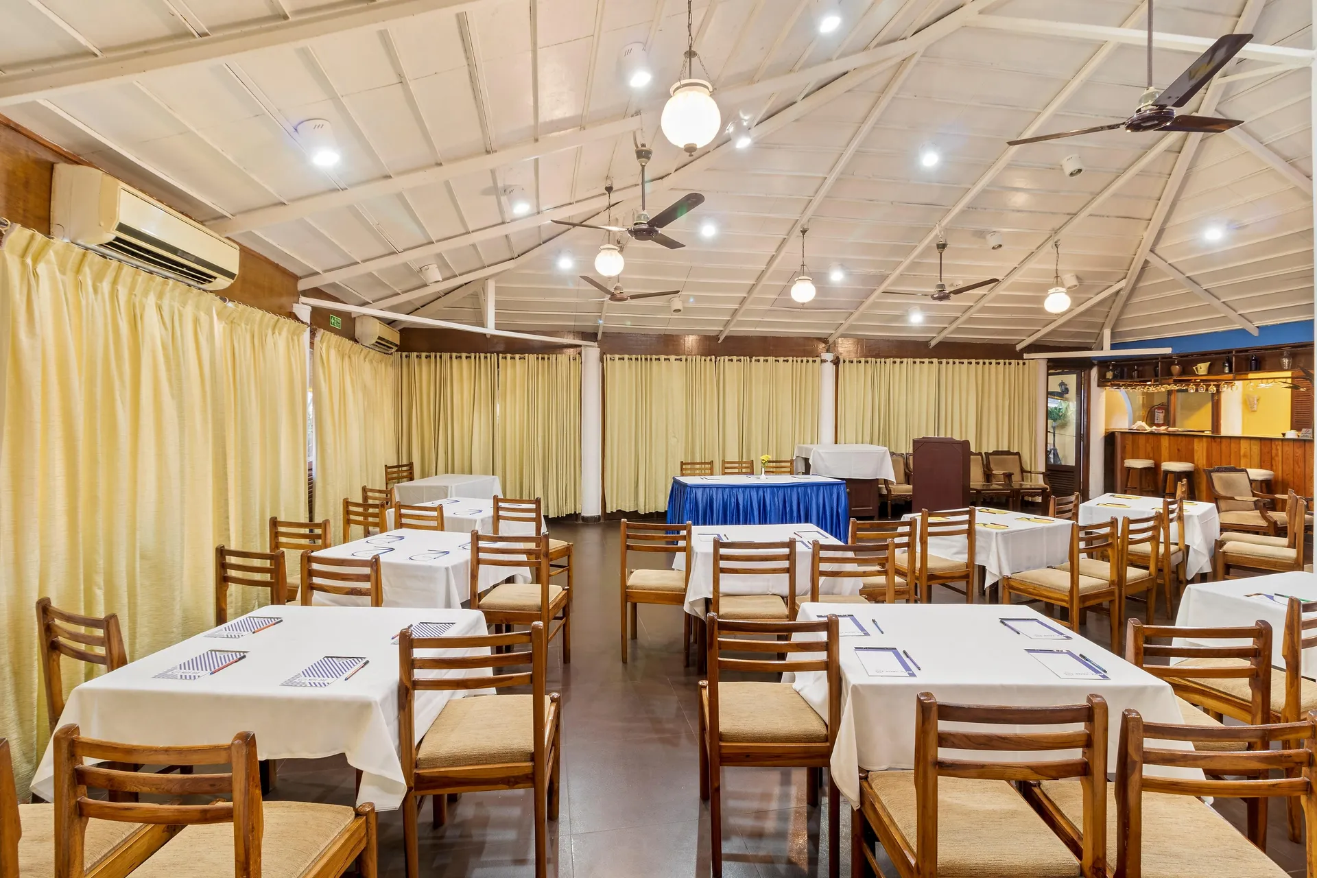 Aldeia Santa Rita Conference Room