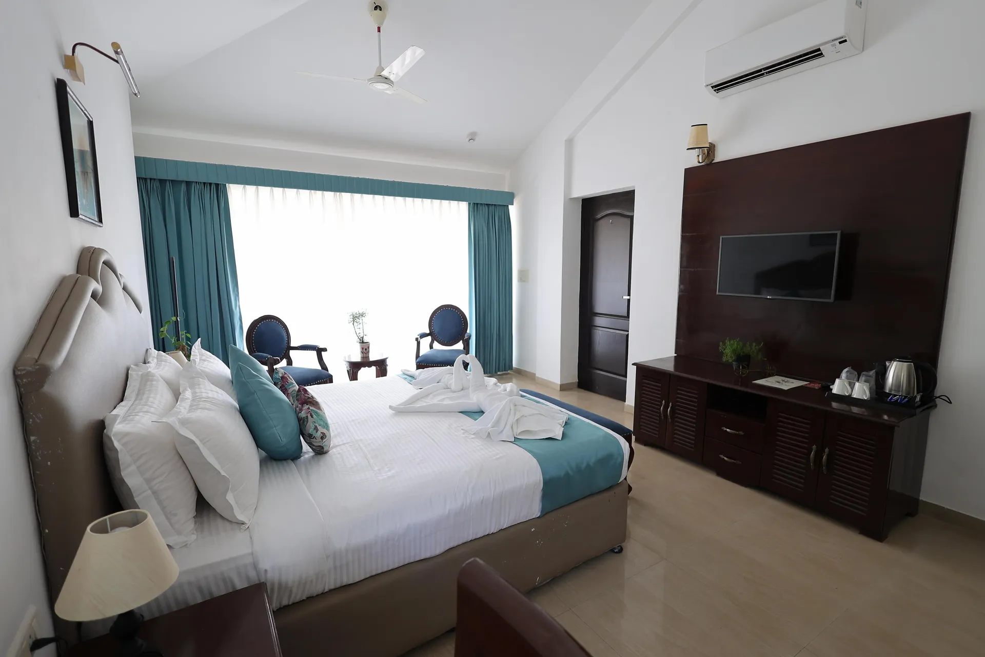 Casa Ahaana Resort Vagator, By Lavin Hotels. Room