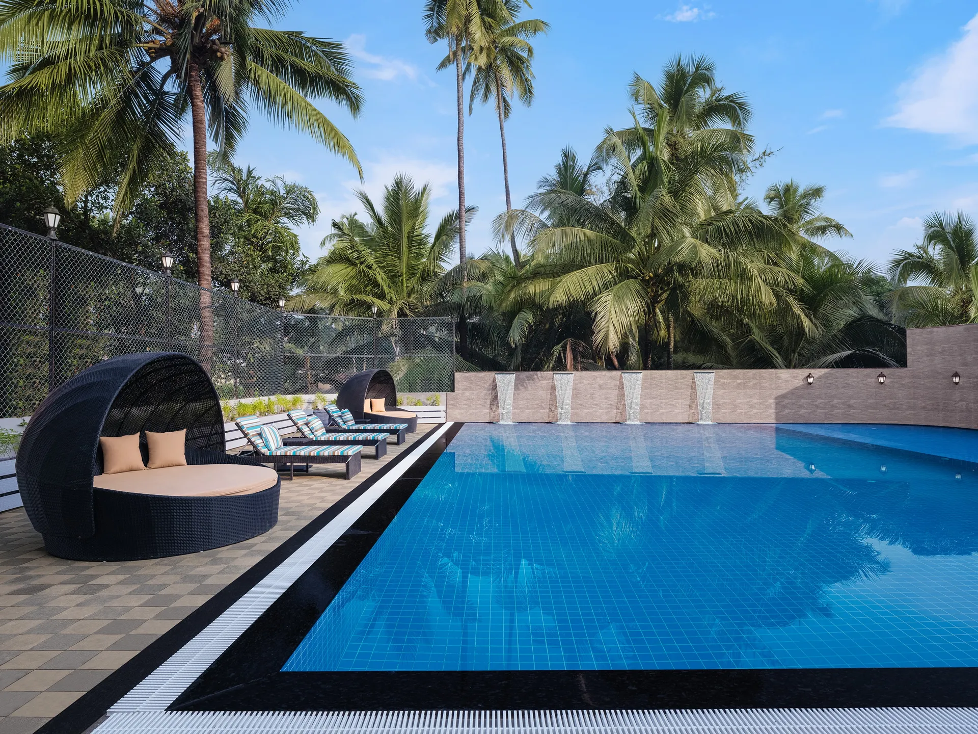Ginger Goa, Candolim Swimming Pool