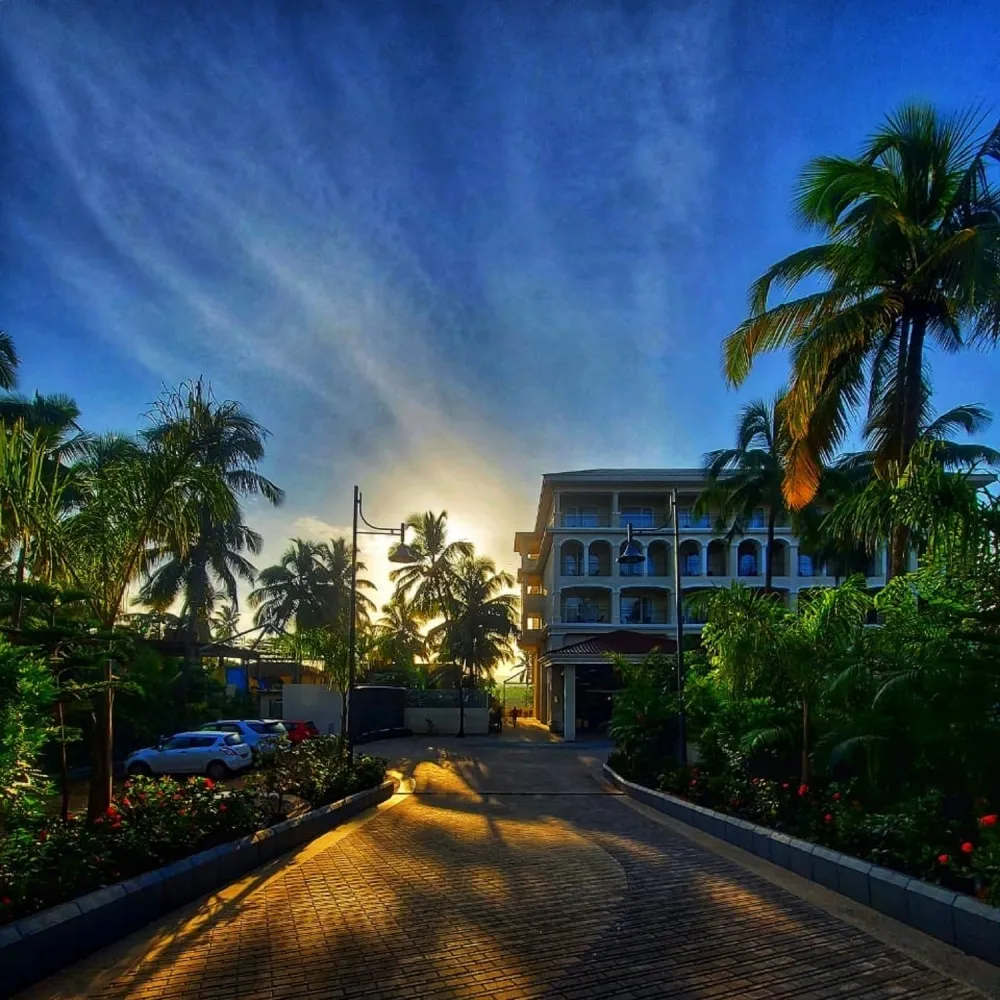 Holiday Inn Goa, Candolim Facade