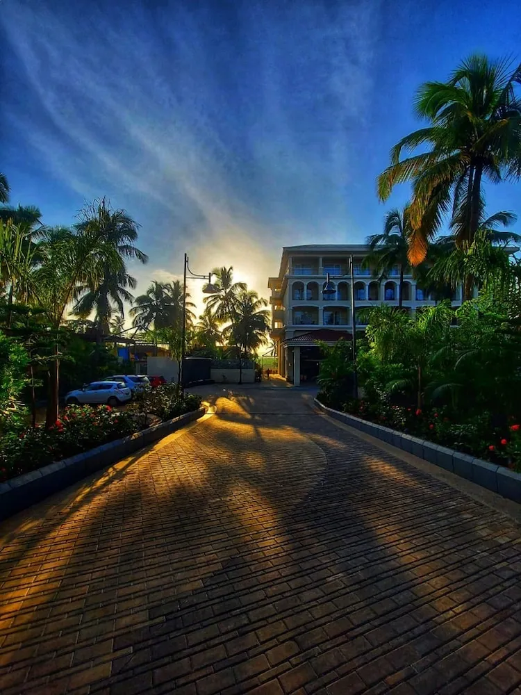 Holiday Inn Goa, Candolim Outdoors