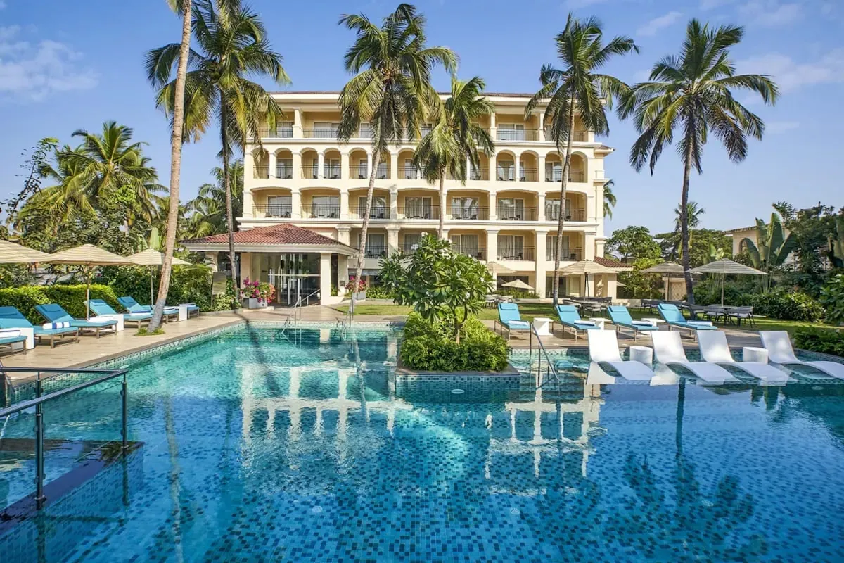 Holiday Inn Goa, Candolim Swimming Pool