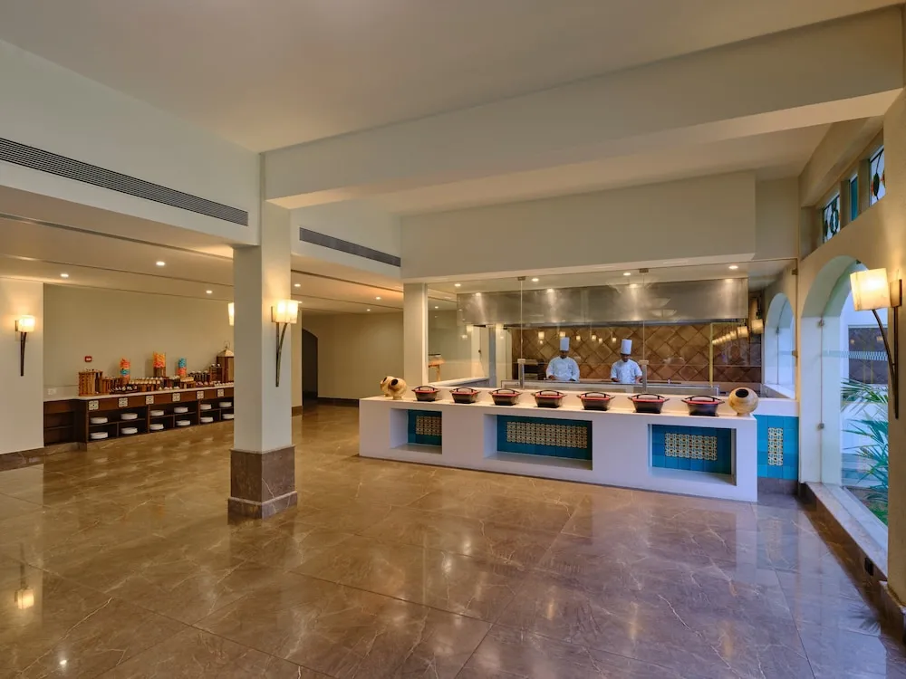 Holiday Inn Resort Common Area