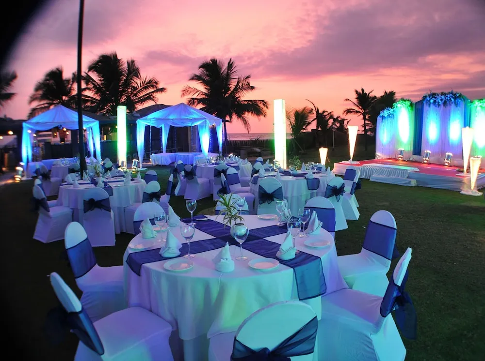 Holiday Inn Resort Outdoors