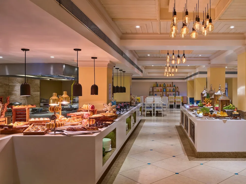 Holiday Inn Resort Restaurant