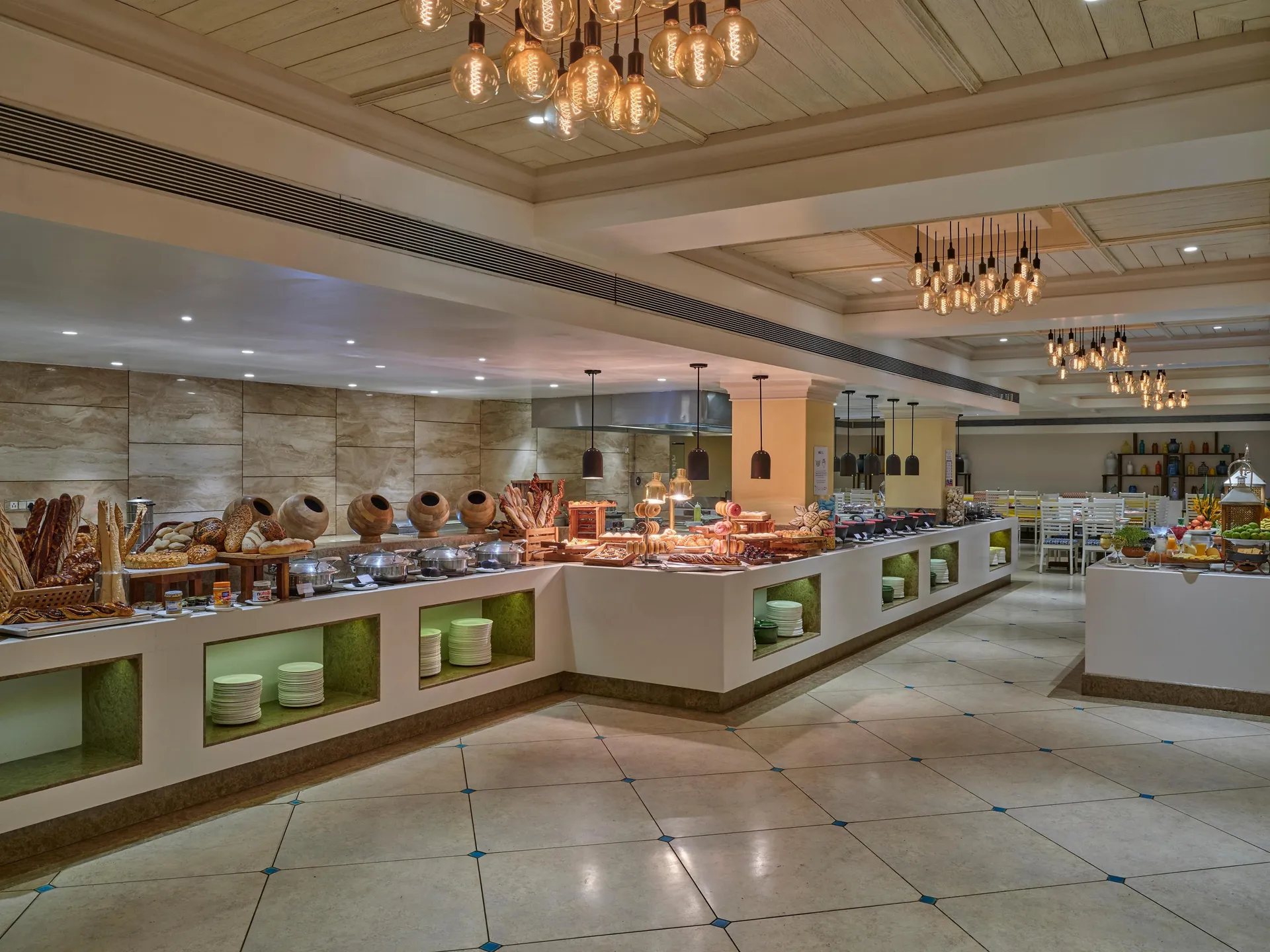 Holiday Inn Resort Restaurant