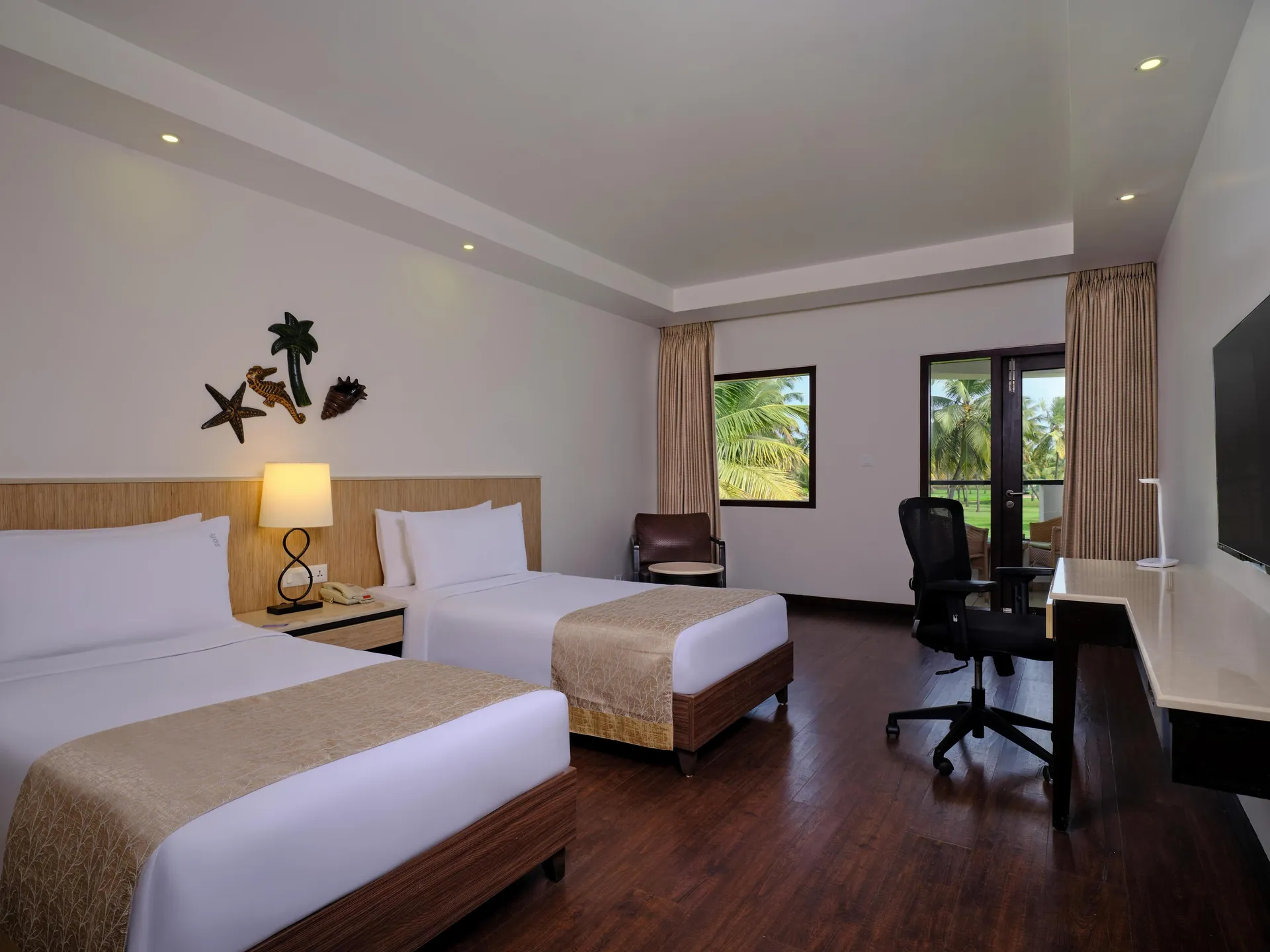 Holiday Inn Resort Room