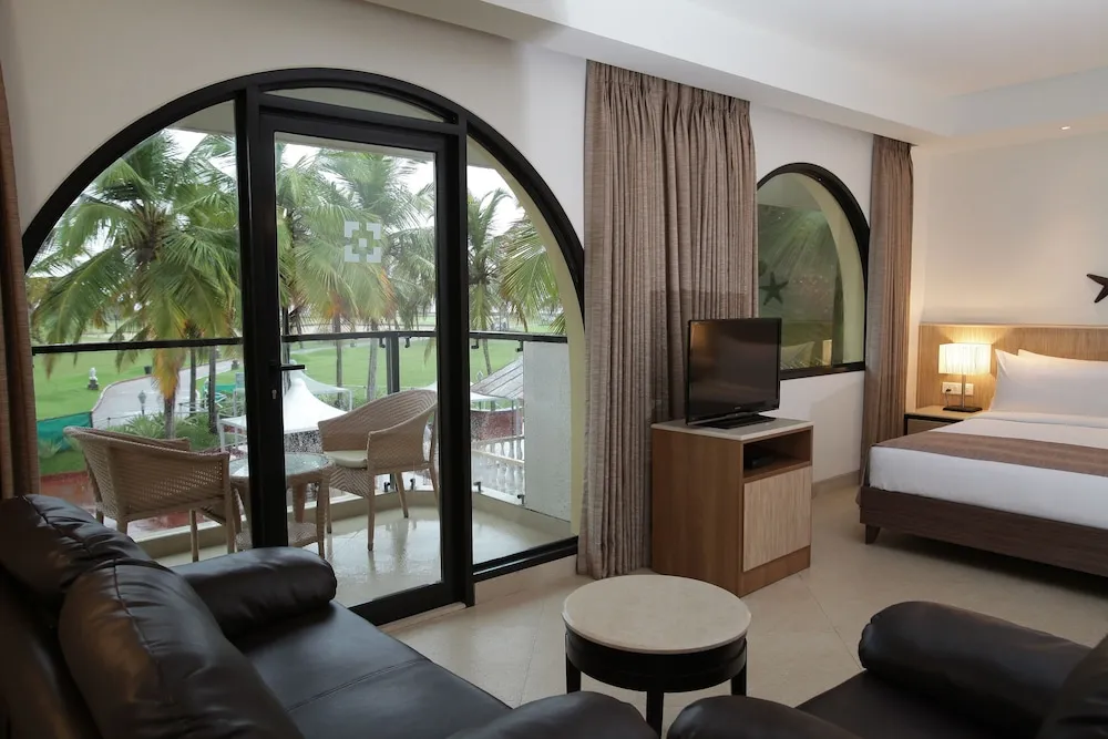 Holiday Inn Resort Room