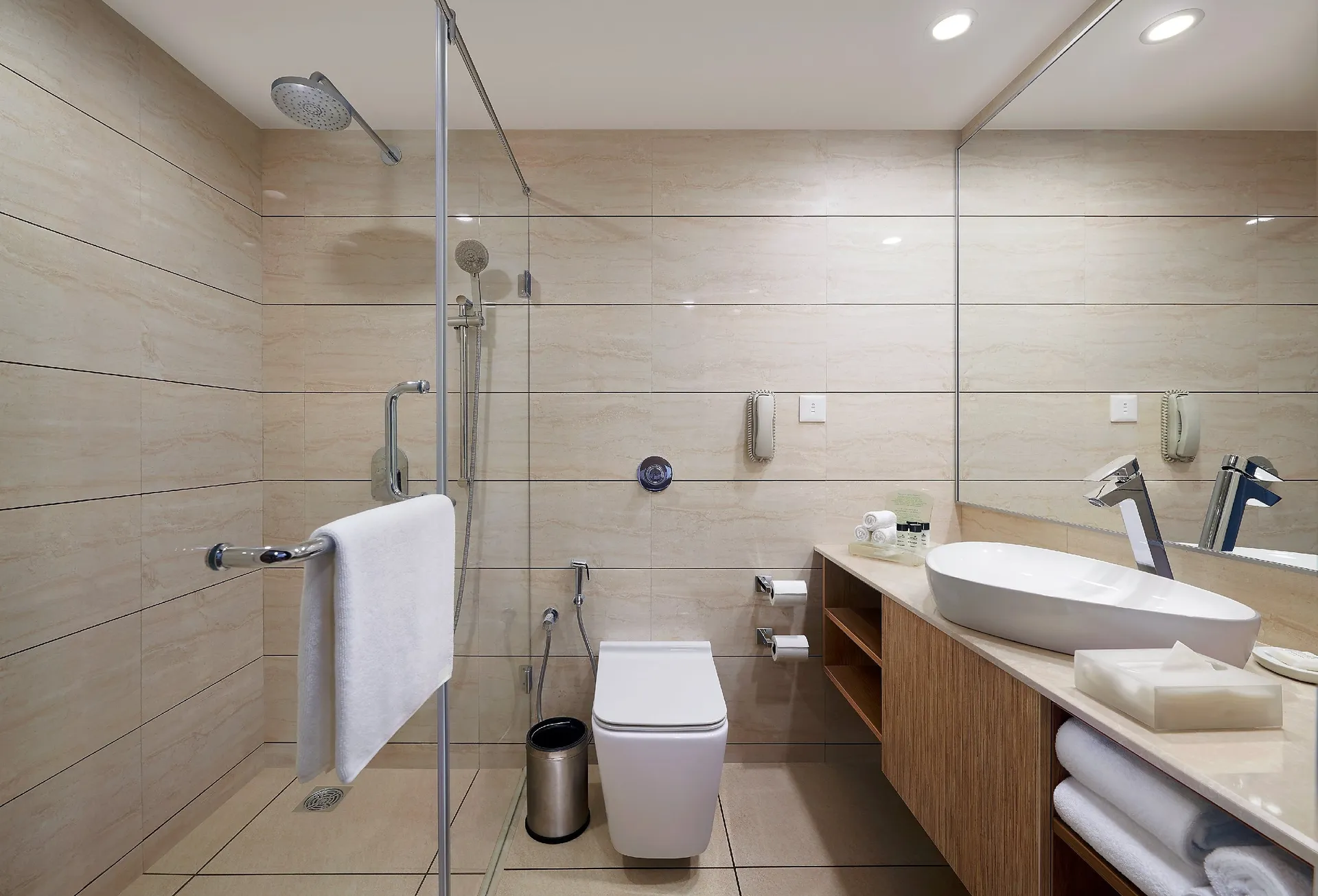 Holiday Inn Resort Room
