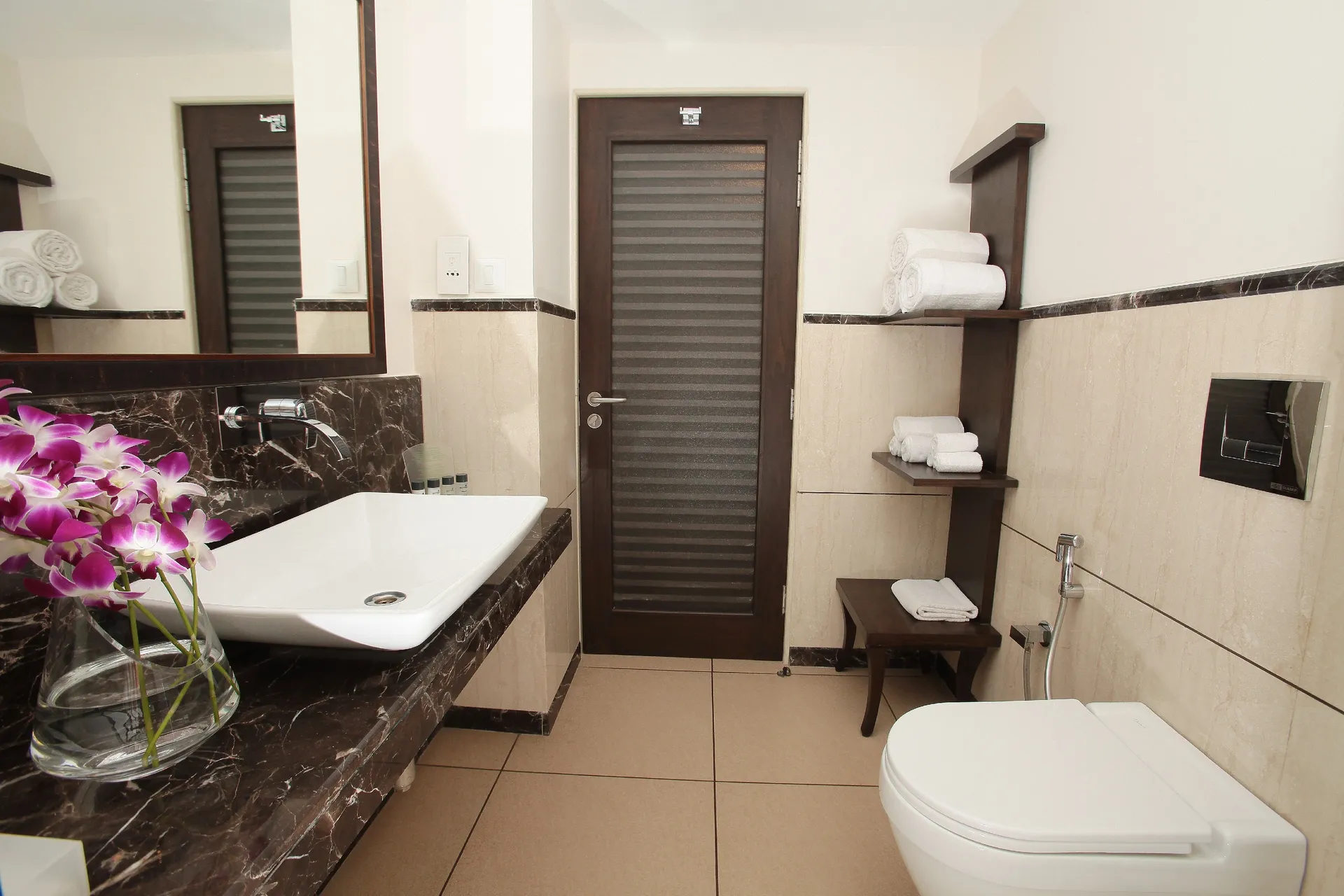 Holiday Inn Resort Room