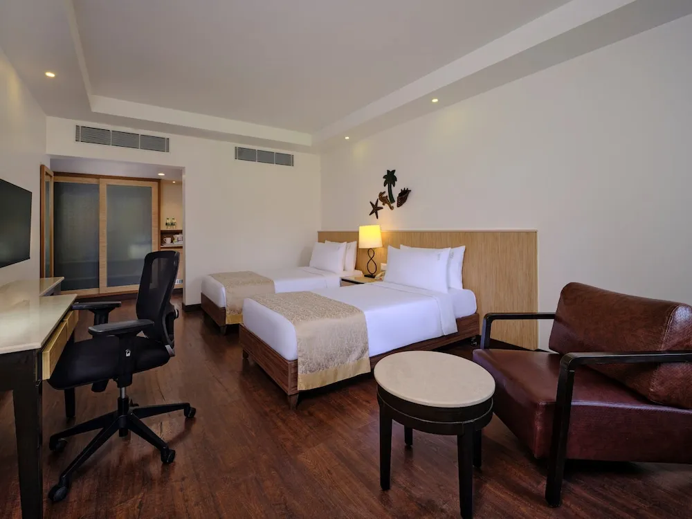 Holiday Inn Resort Room