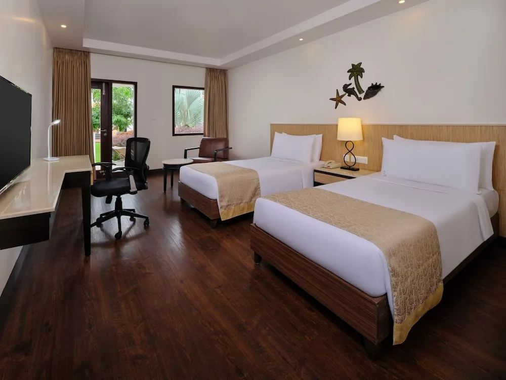 Holiday Inn Resort Room