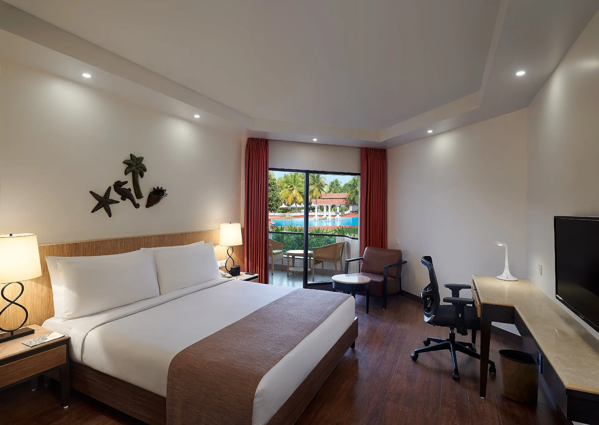 Holiday Inn Resort Room