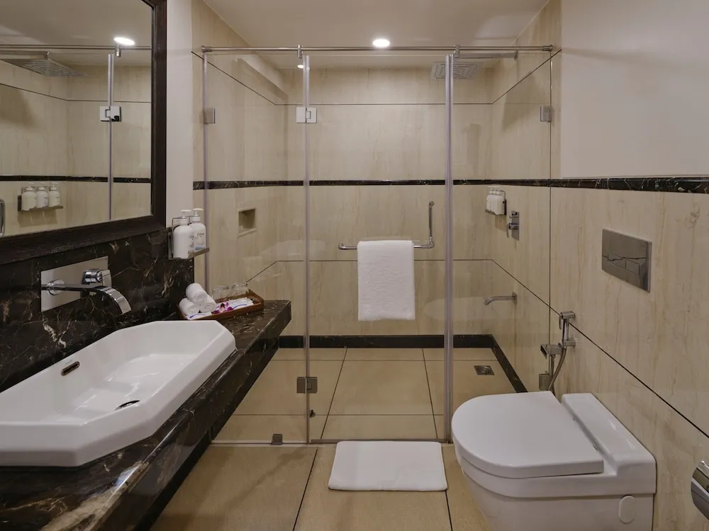 Holiday Inn Resort Room