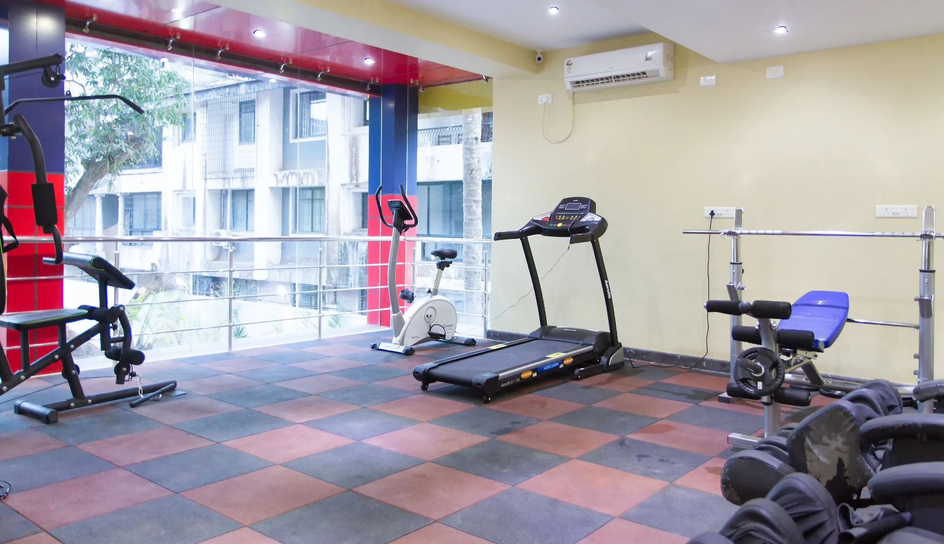 Hotel Karishma Grand Gym