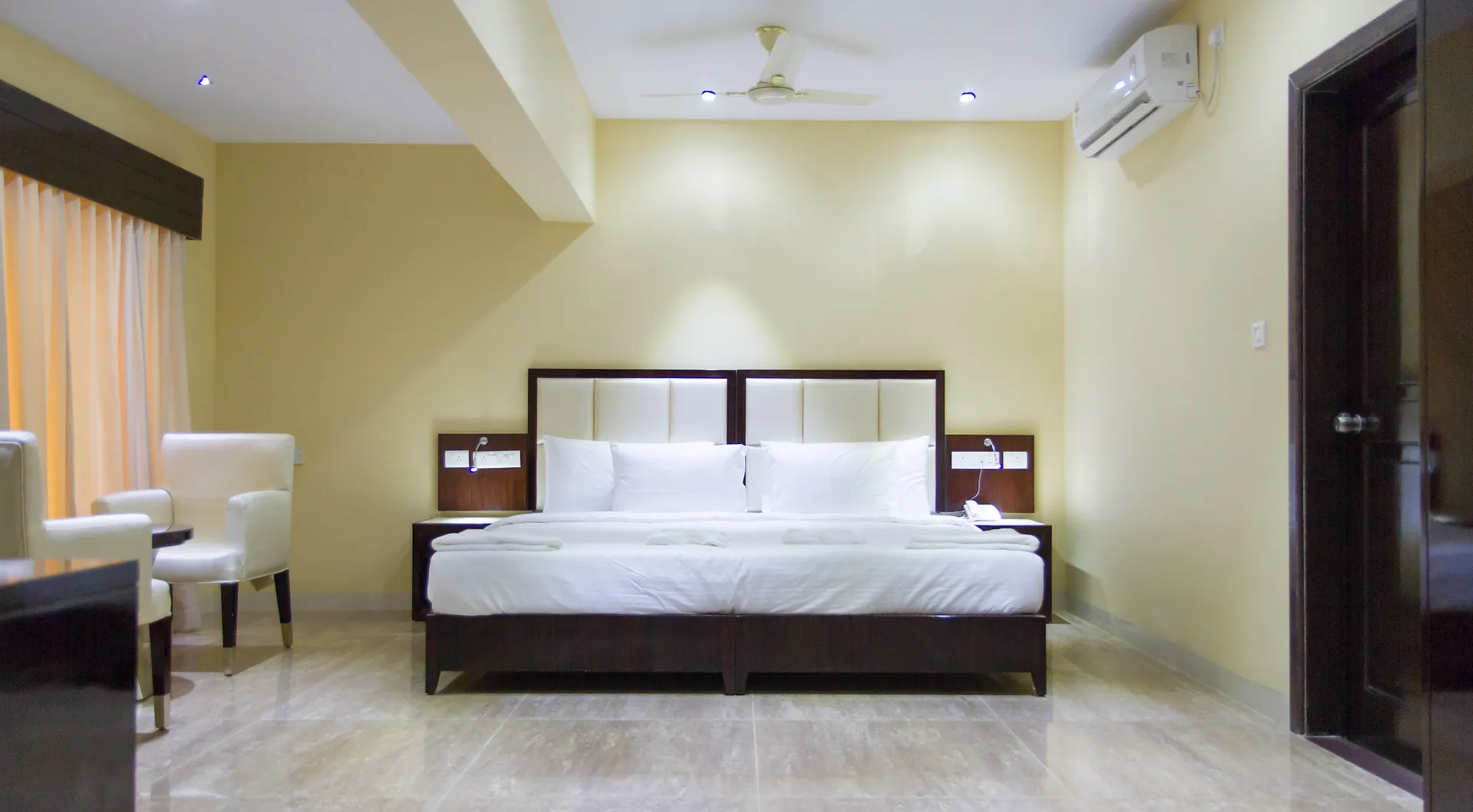 Hotel Karishma Grand Room