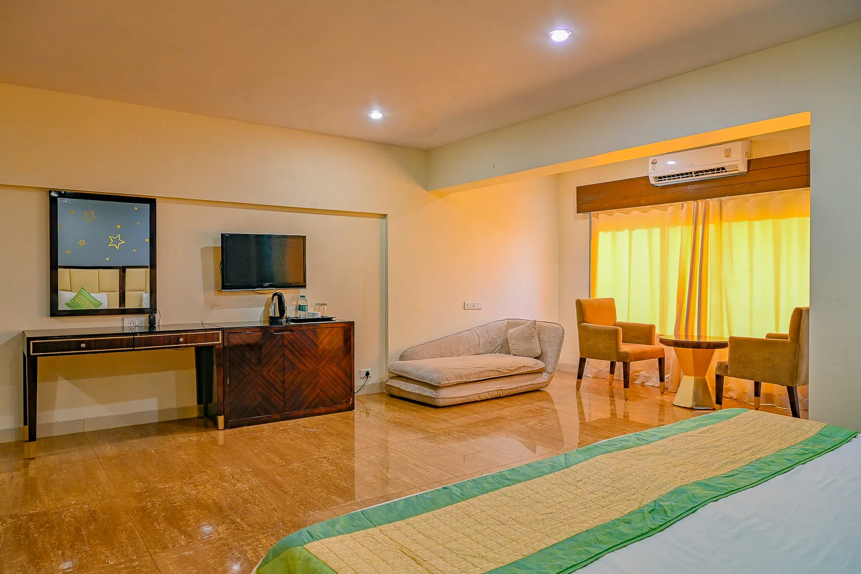 Hotel Karishma Grand Room