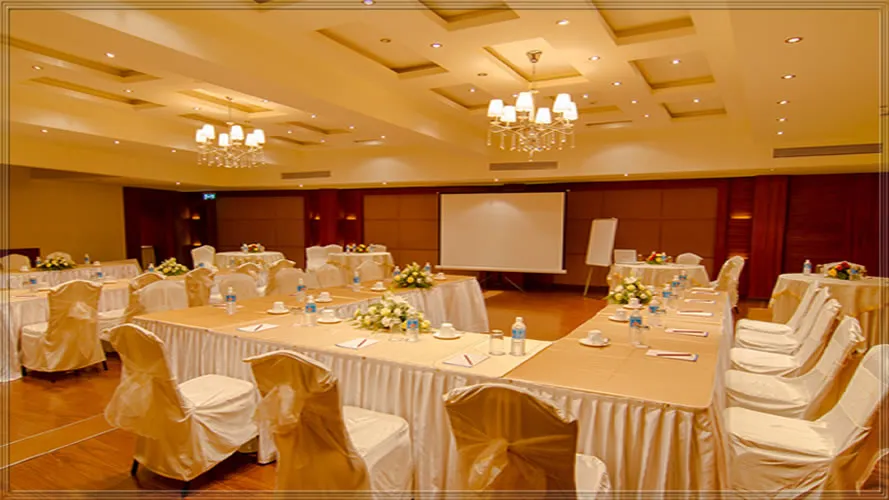 LA CALYPSO BEACH RESORT Conference Room