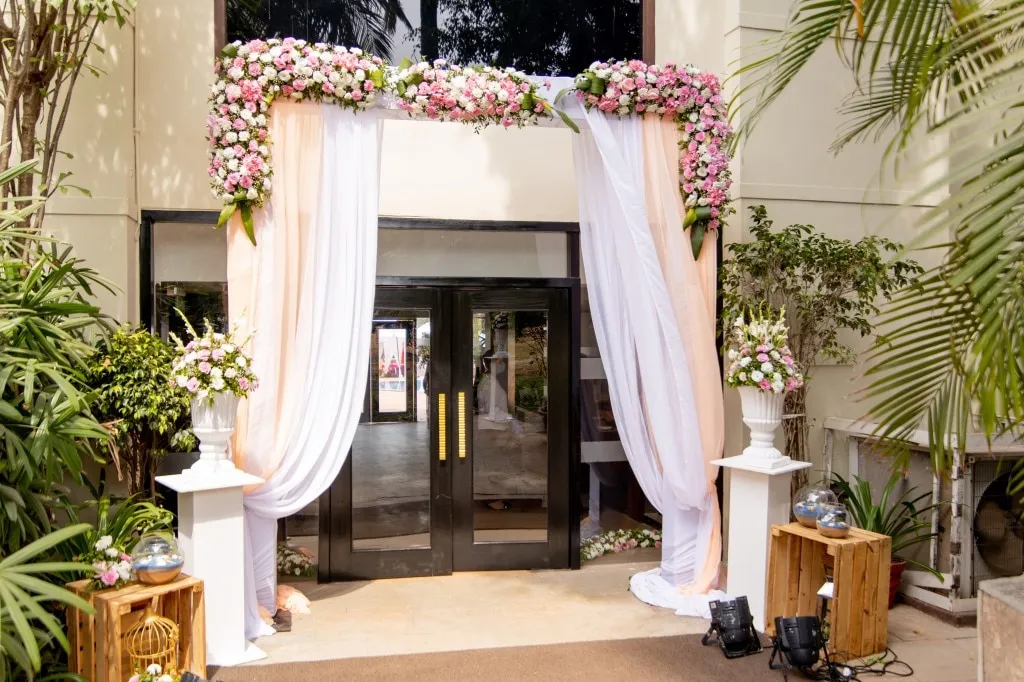 LA CALYPSO BEACH RESORT Entrance