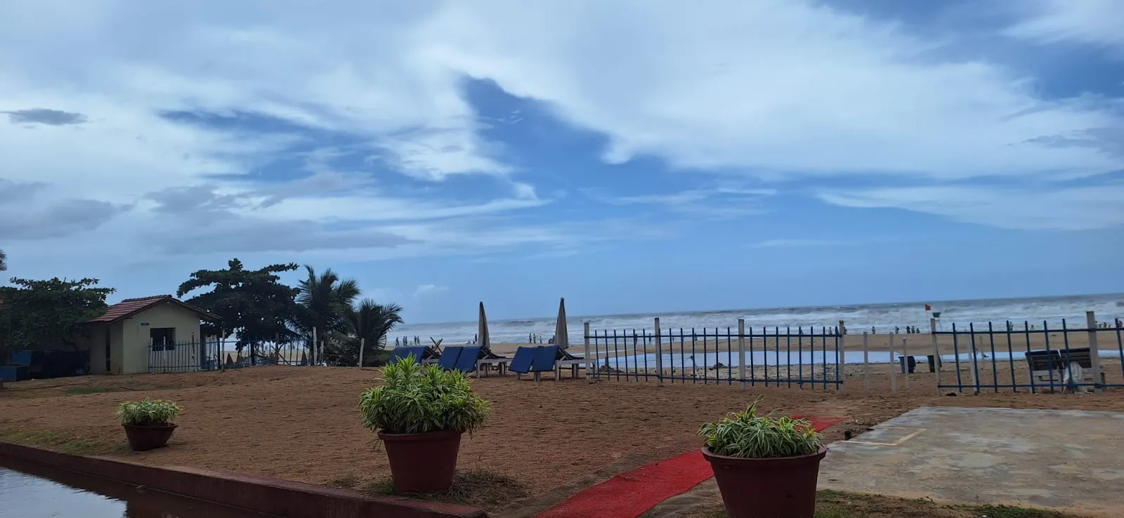LA CALYPSO BEACH RESORT Outdoors