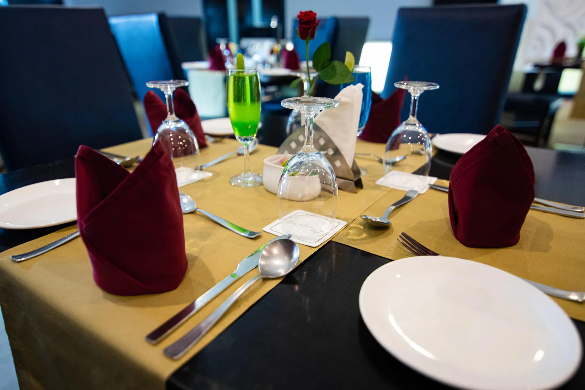 LA CALYPSO BEACH RESORT Restaurant