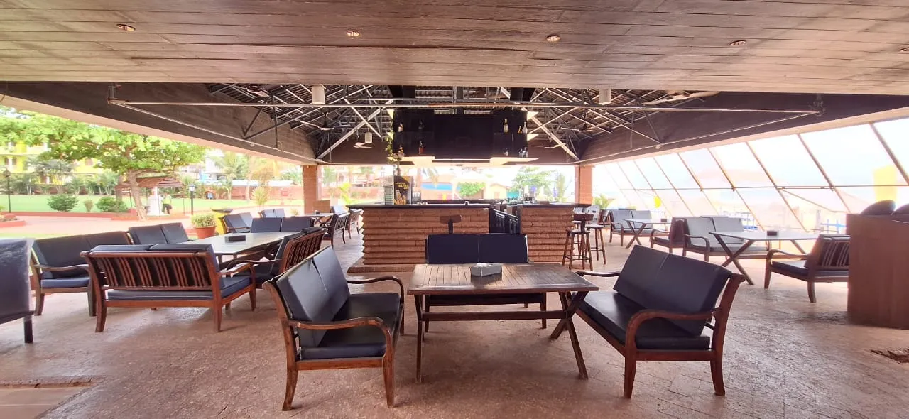 LA CALYPSO BEACH RESORT Restaurant
