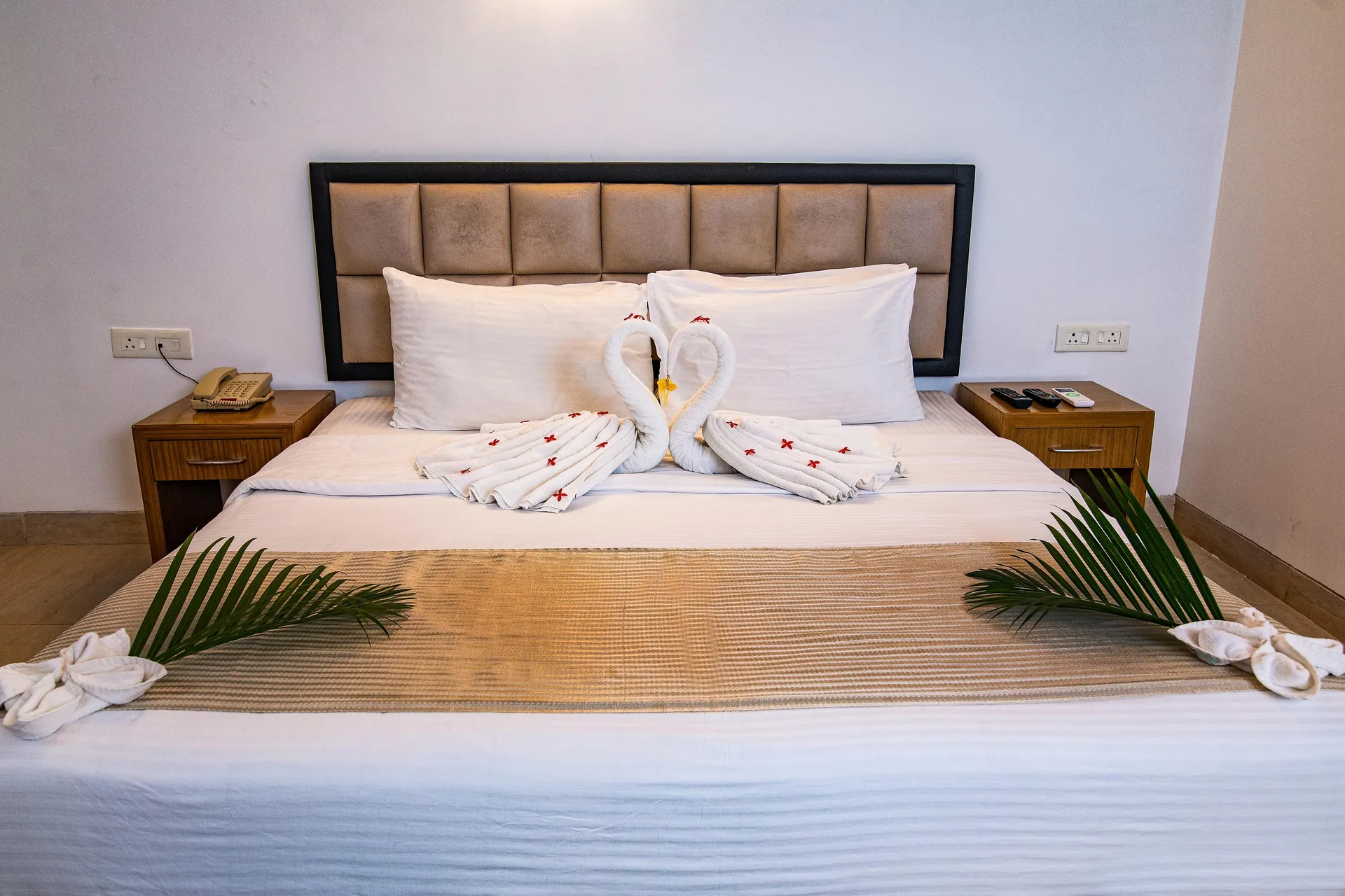 LA CALYPSO BEACH RESORT Room