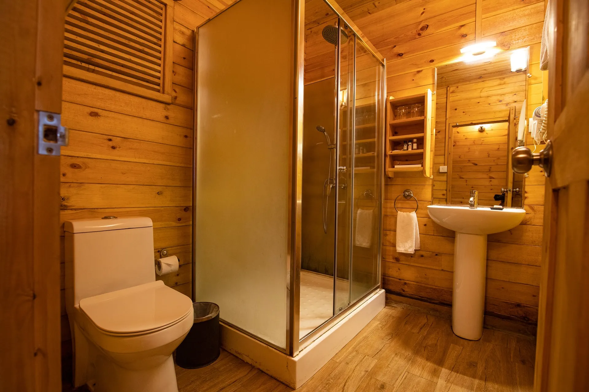 LA CALYPSO BEACH RESORT Room