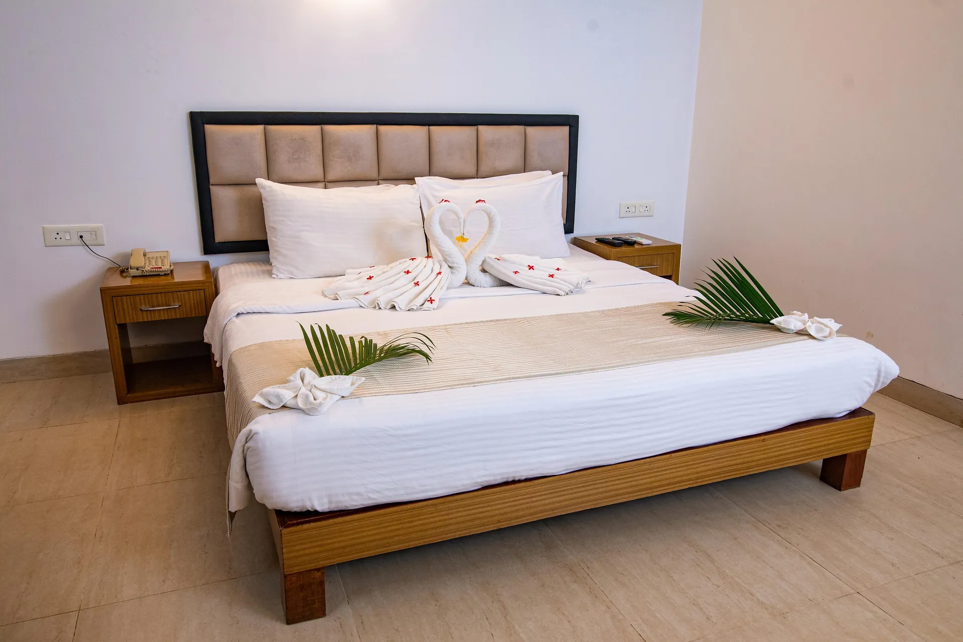 LA CALYPSO BEACH RESORT Room