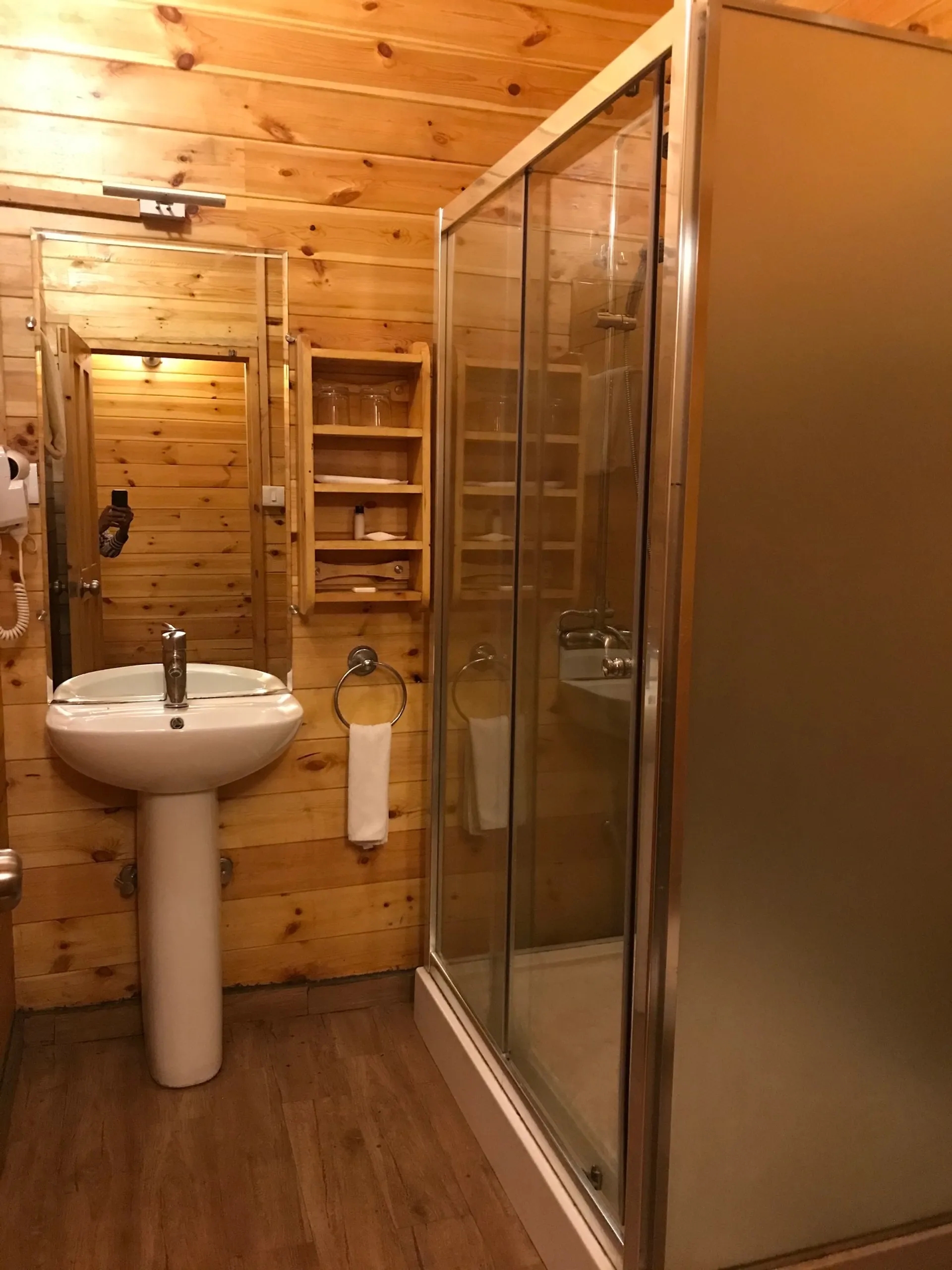 LA CALYPSO BEACH RESORT Room