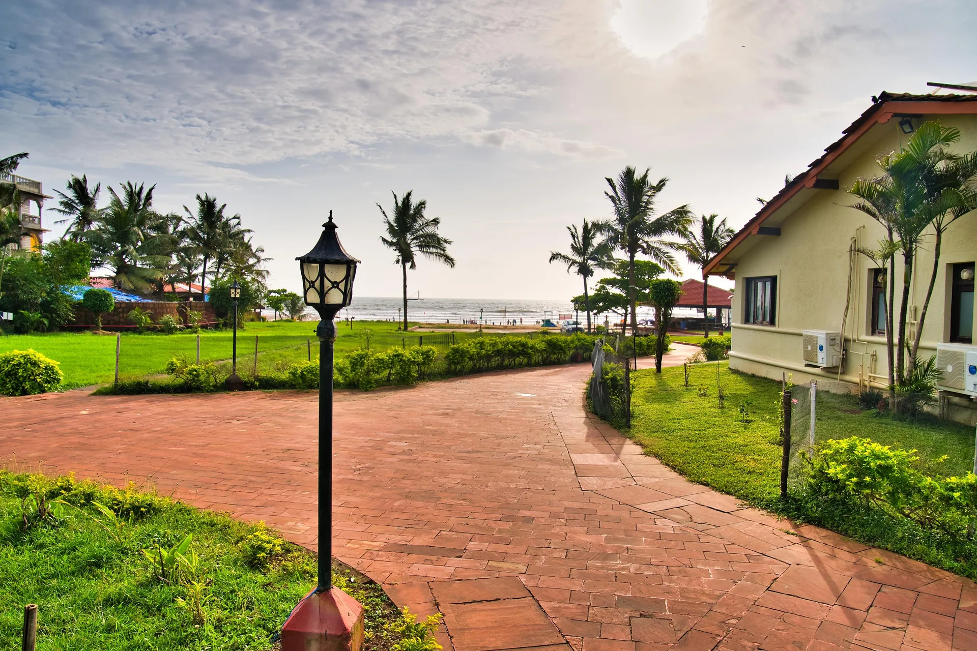 LA CALYPSO BEACH RESORT Room