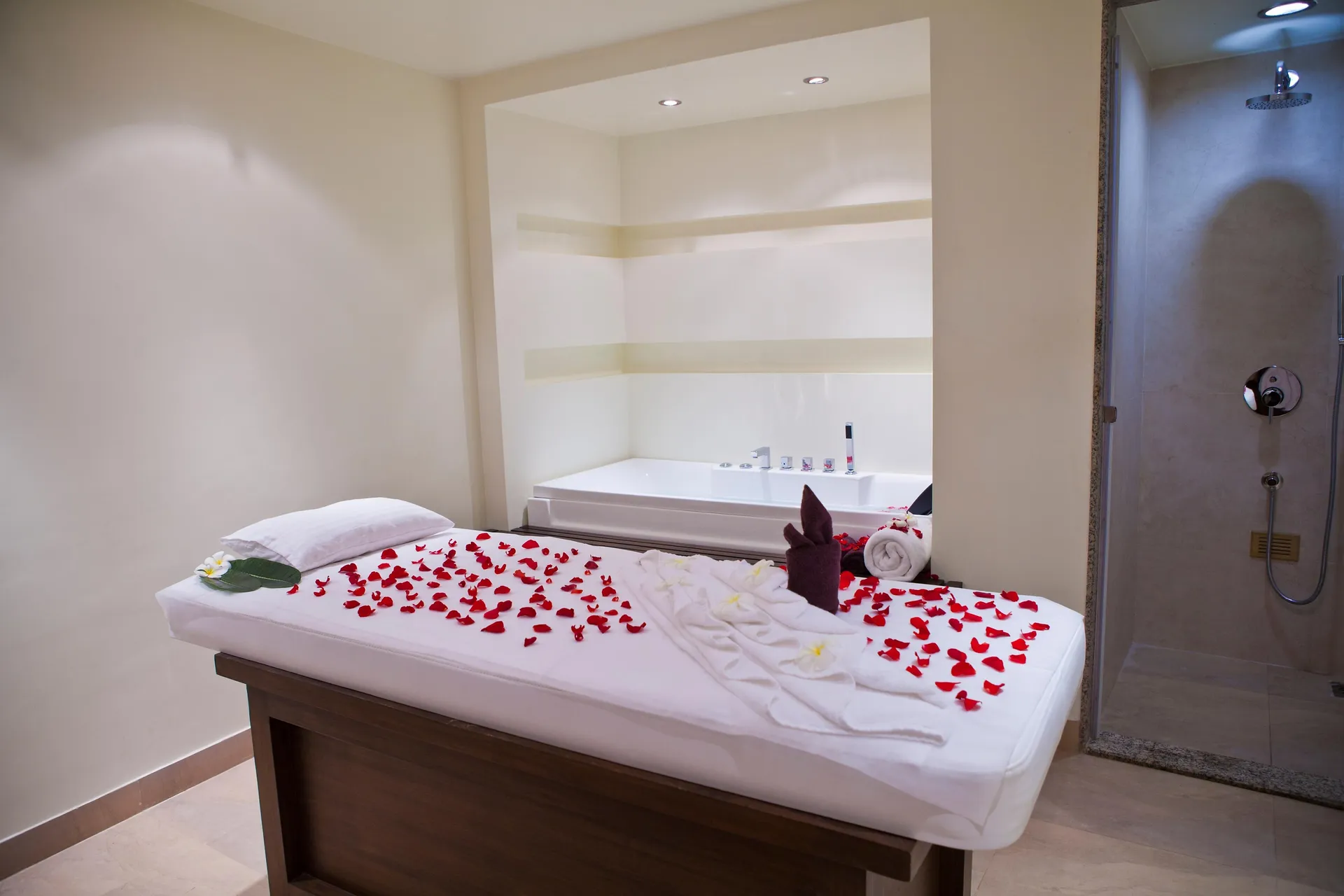 LA CALYPSO BEACH RESORT Spa