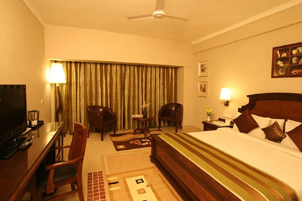Neelam the Glitz Room