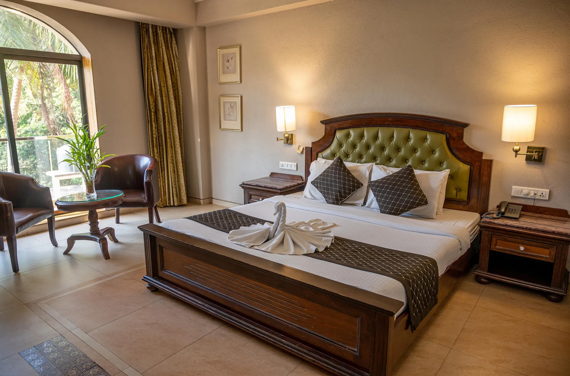 Neelam the Glitz Room