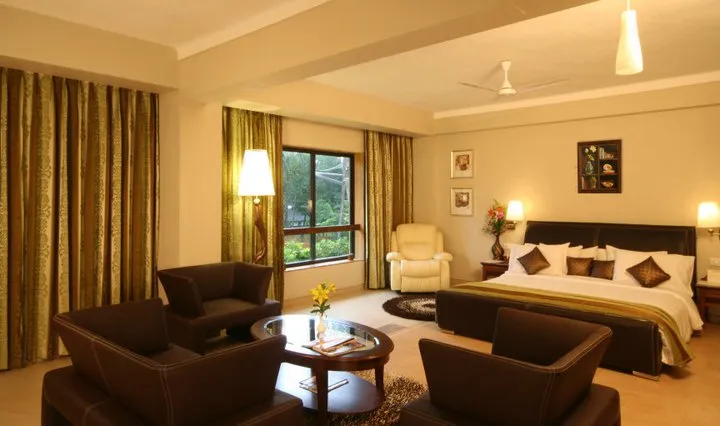 Neelam the Glitz Room
