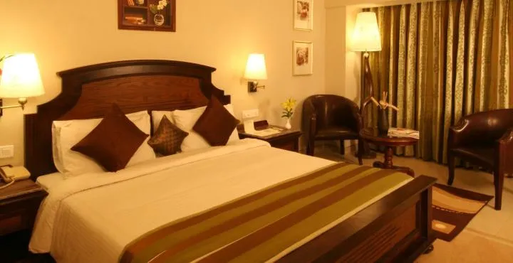 Neelam the Glitz Room