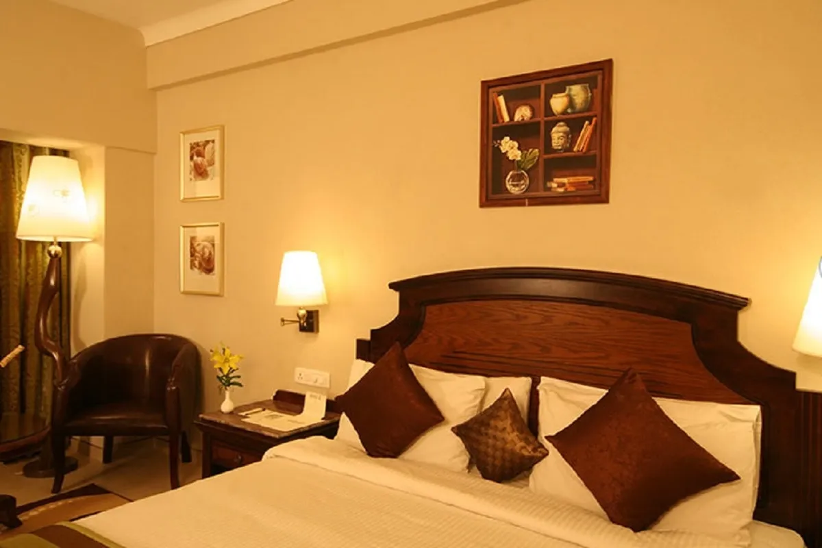 Neelam the Glitz Room