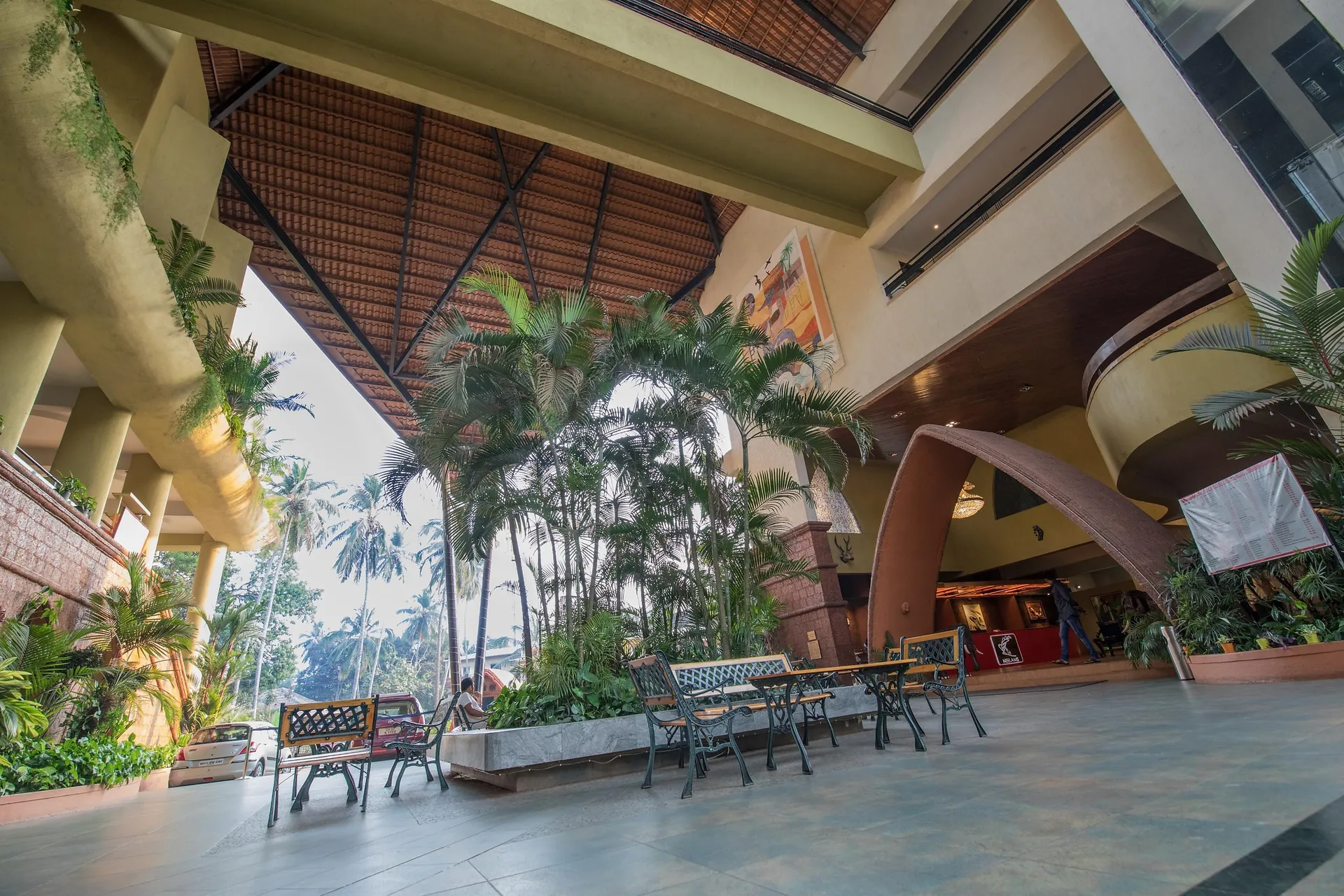 Neelam's The Grand Facade