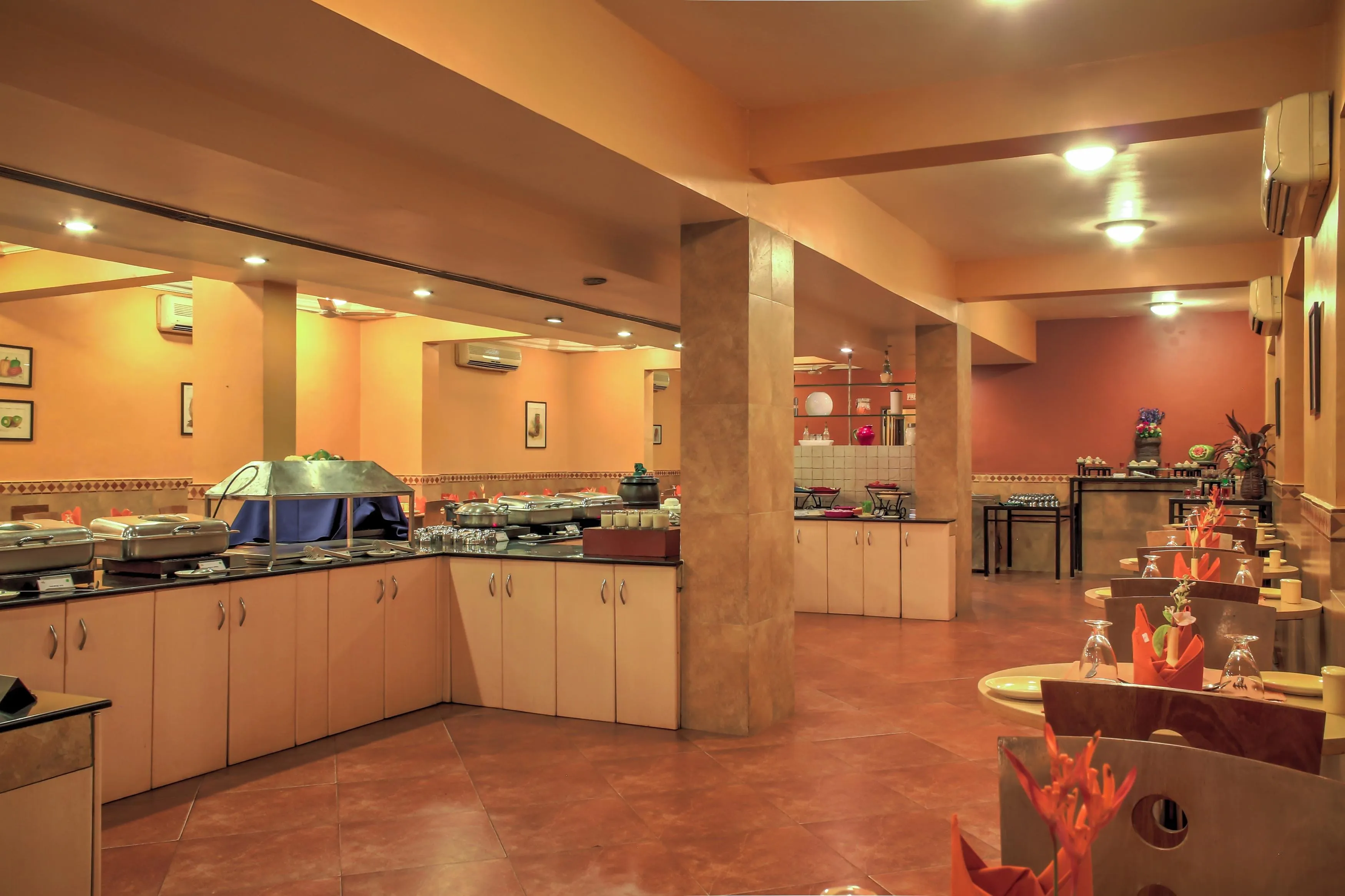 Pride Sun Village Resort & Spa Restaurant